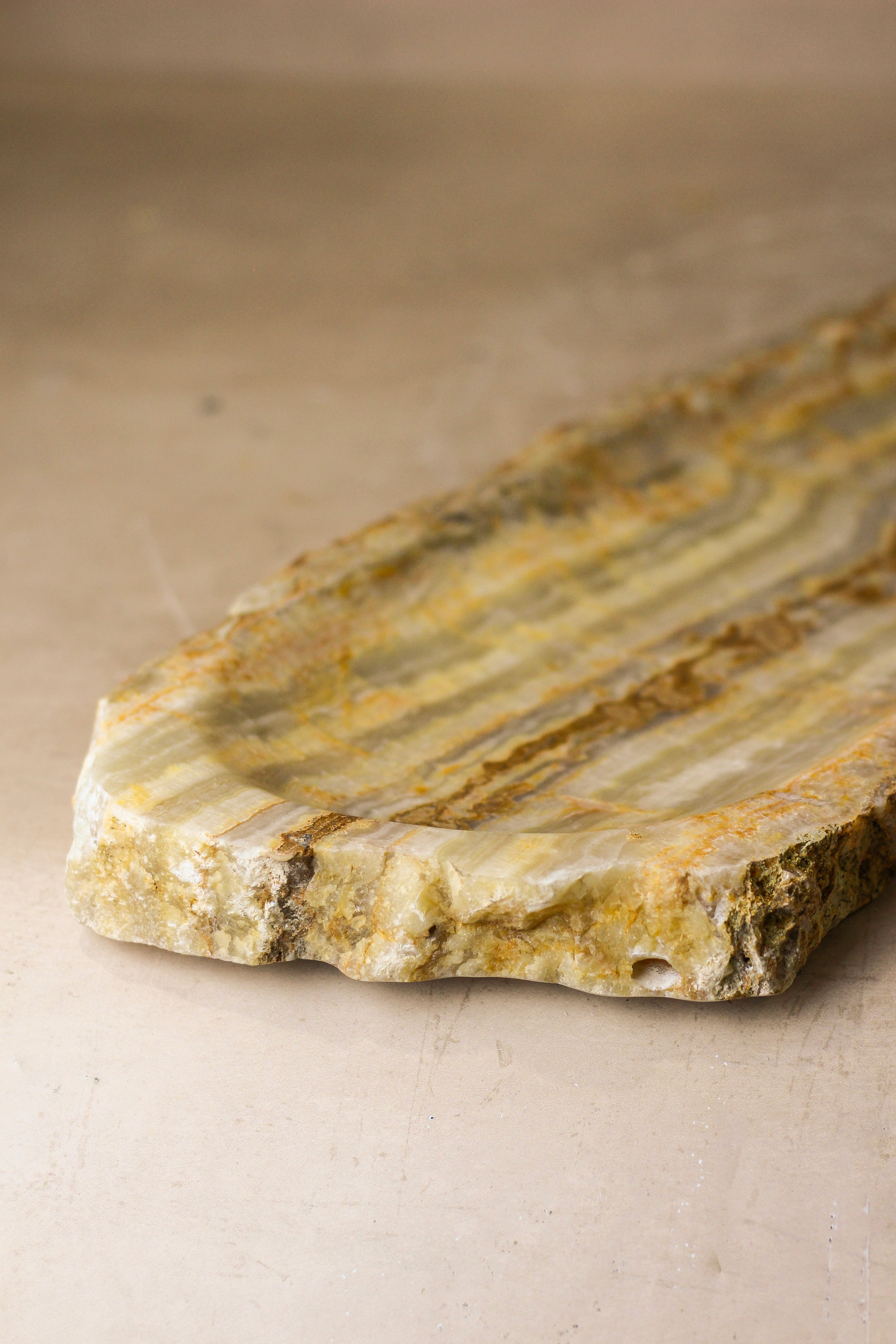 Premium Onyx Tray Raw Edge No 12