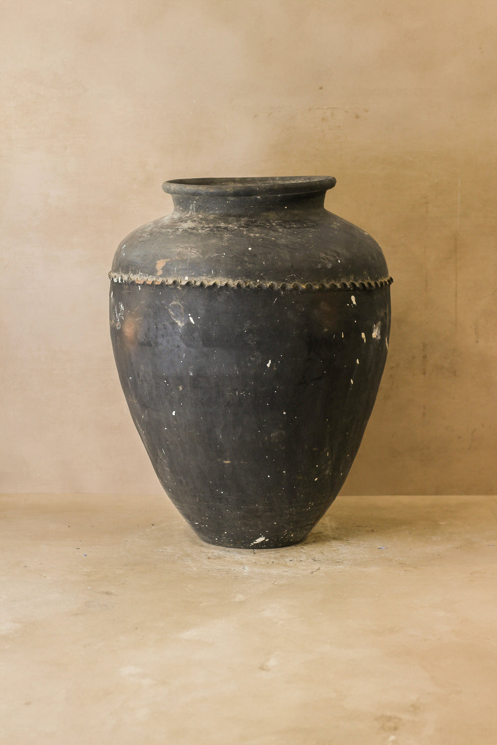 Vintage Black Asian Pots - VB08