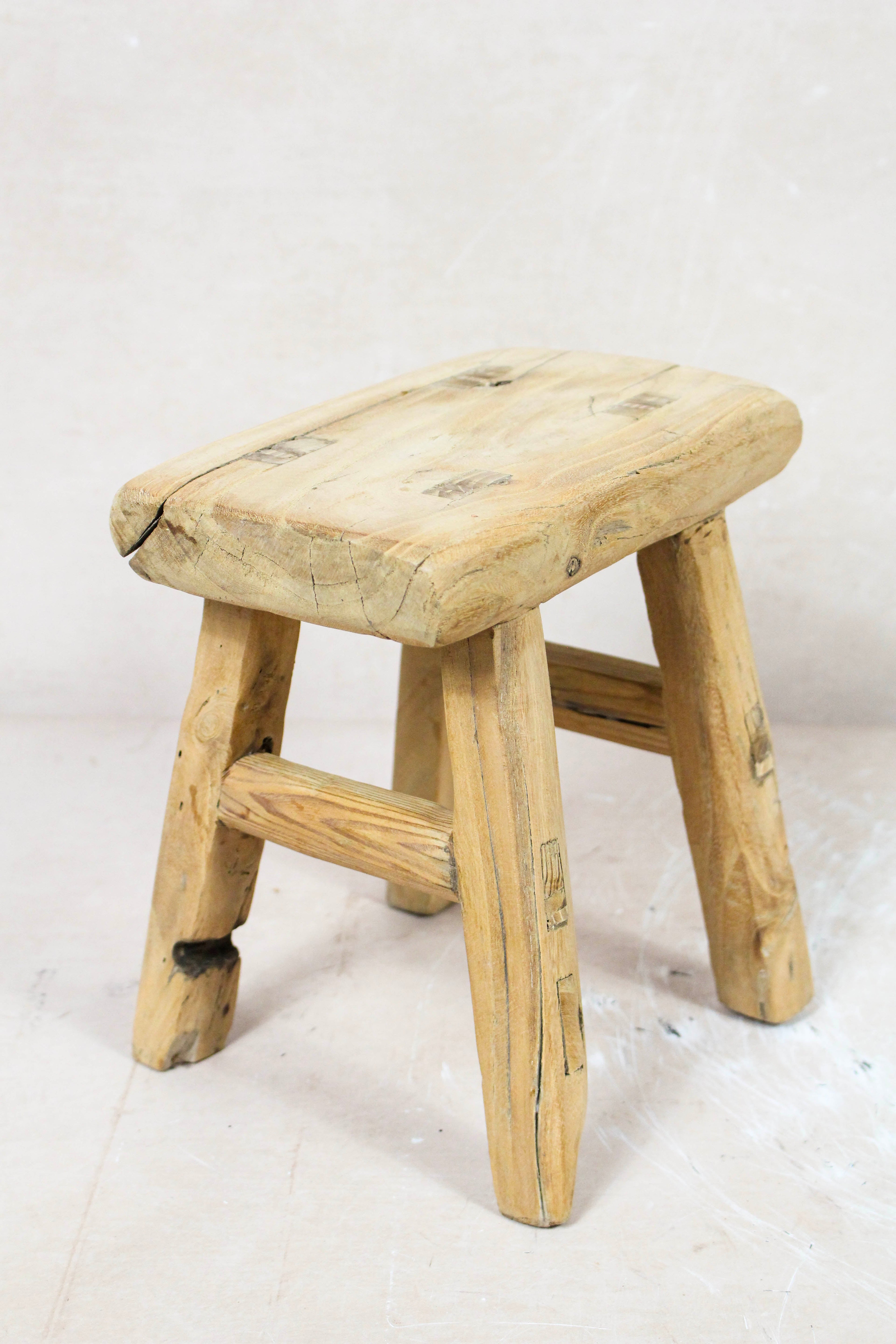 Vintage Rustic Stool - Elm wood - Small - 108