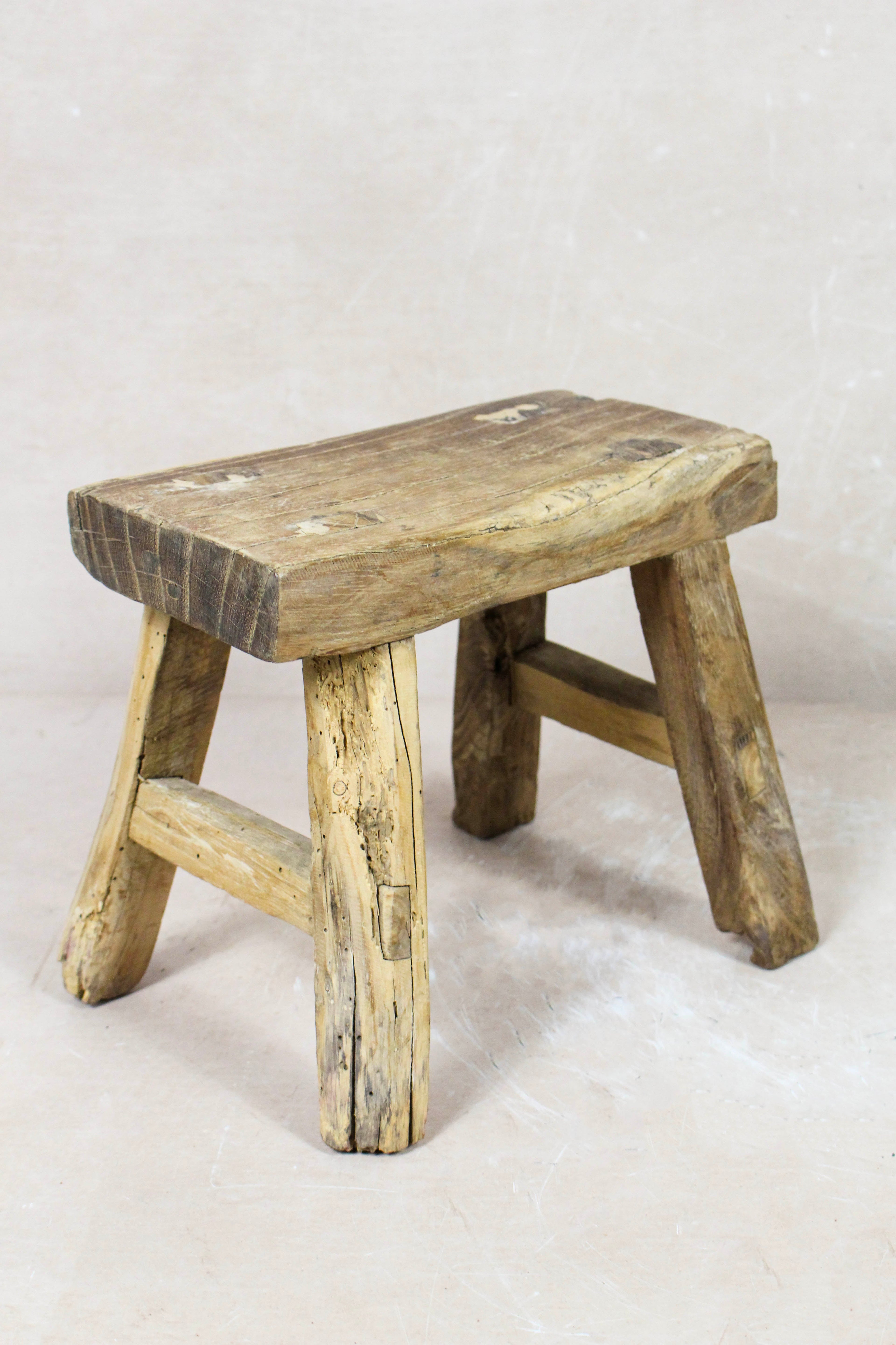 Vintage Rustic Stool - Elm wood - Small - 117