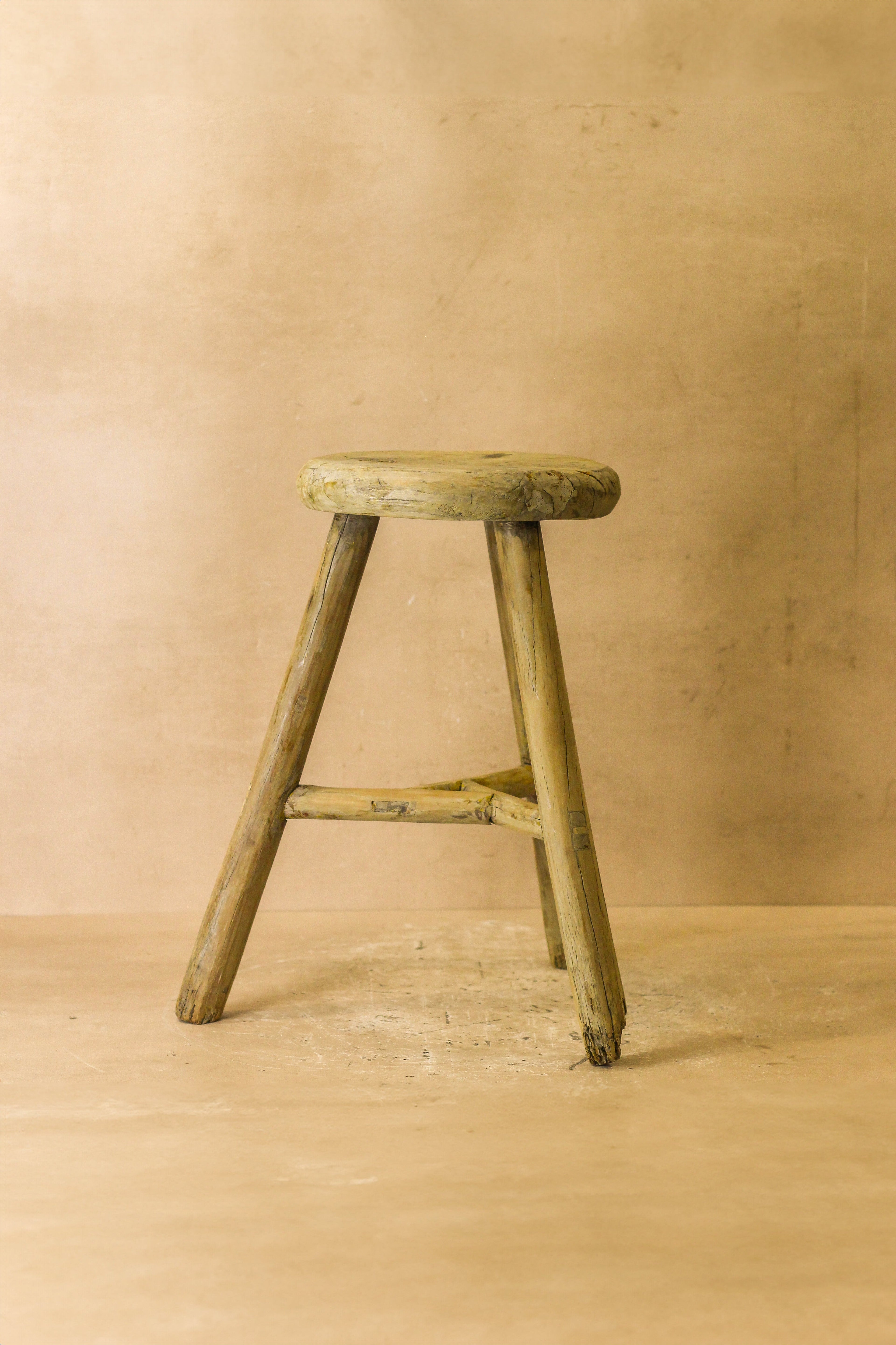 Vintage Rustic Elm Wood Stool - Round - No 45