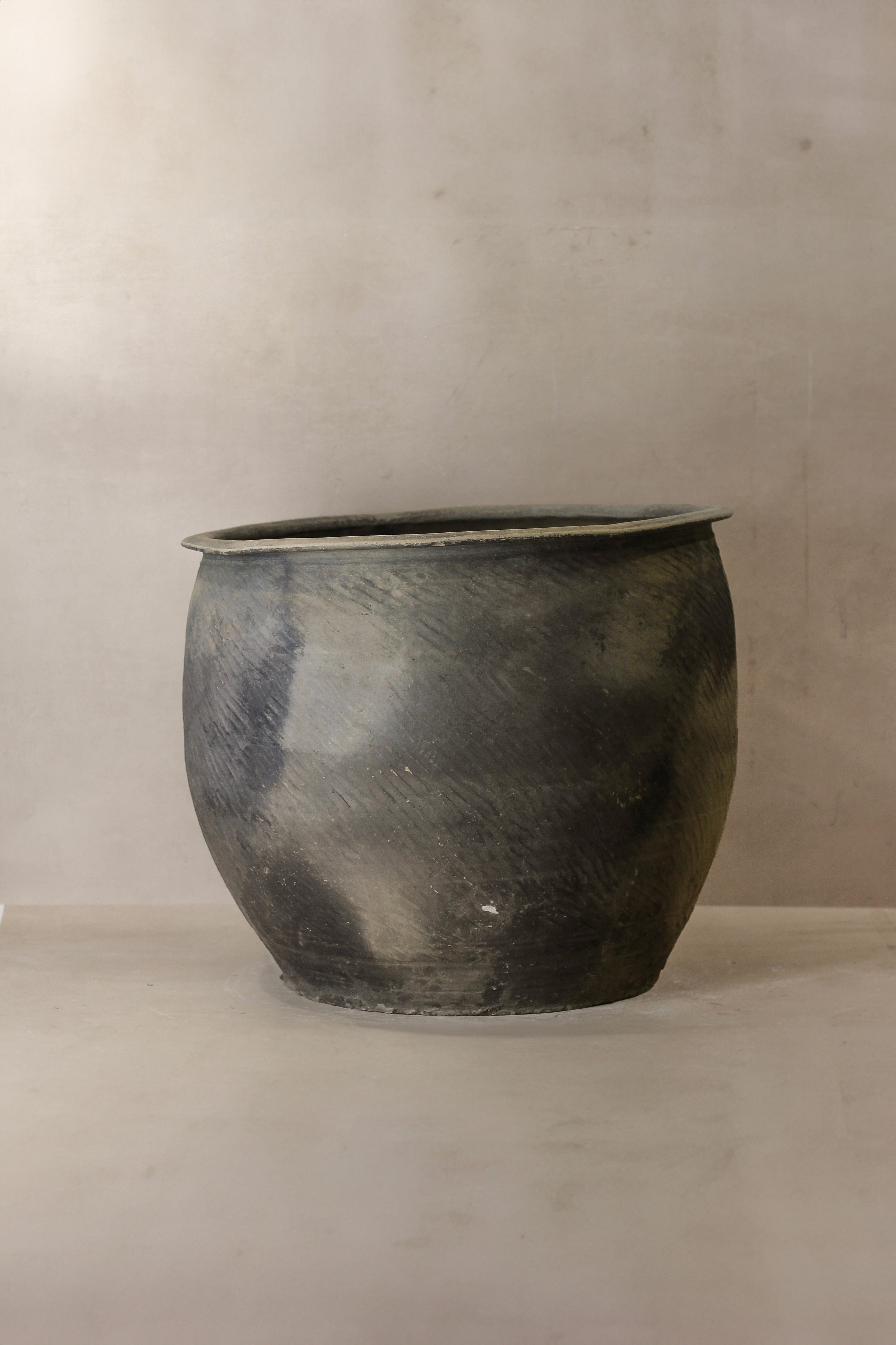 Big Old Grey Asian Pots - L016