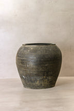 Vintage Dark Pot - No 70