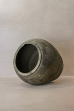 Vintage Dark Pot - No 70