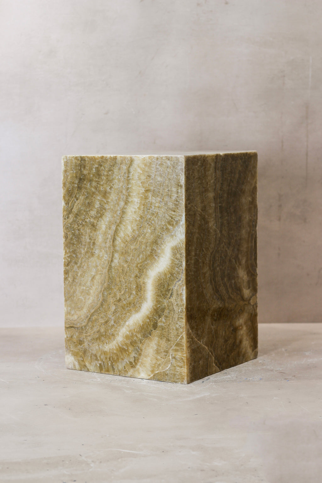 Onyx Side Table Pedestal - Hollow - No 13