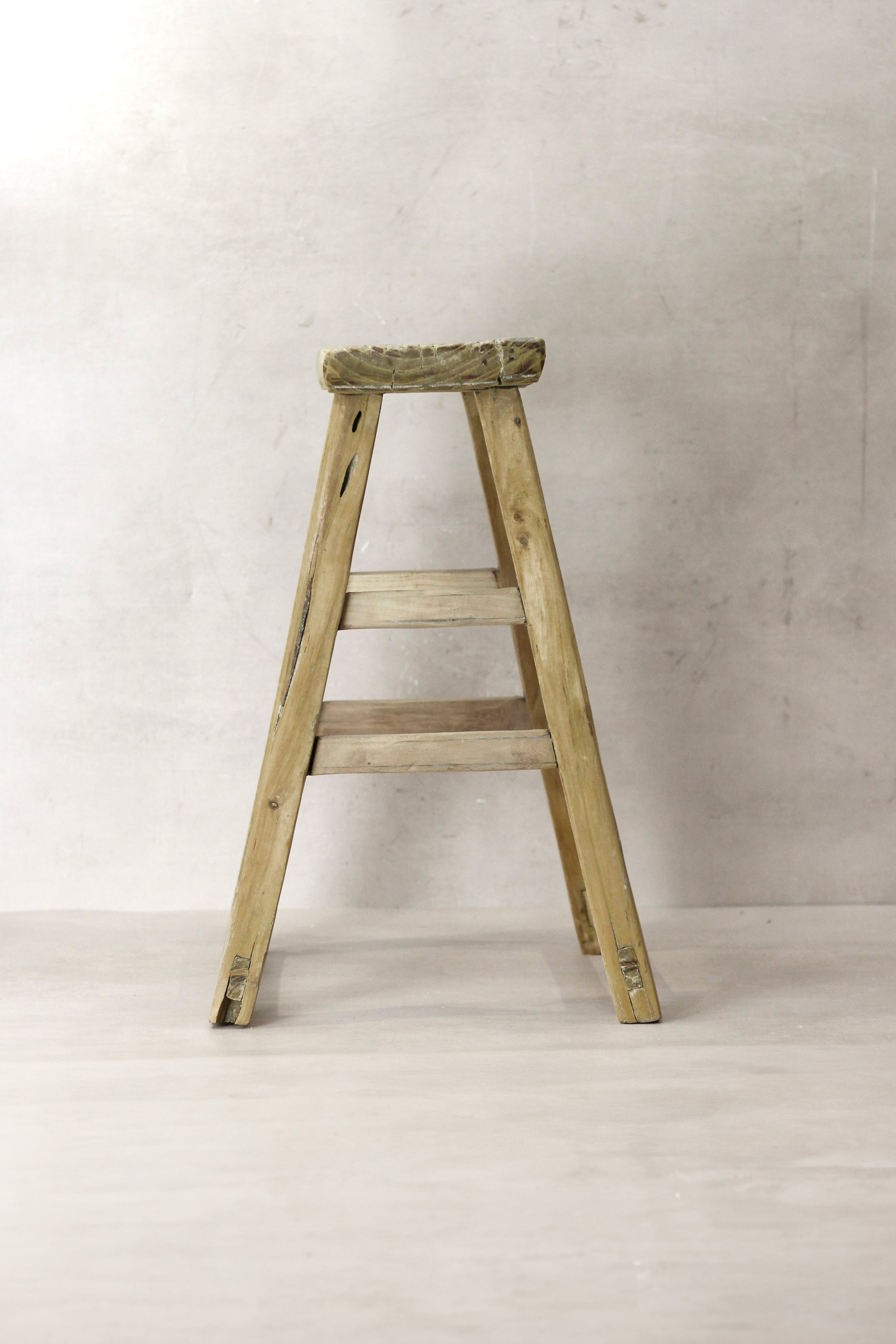 Vintage Rustic Elm Wood Stool - Medium - No 70