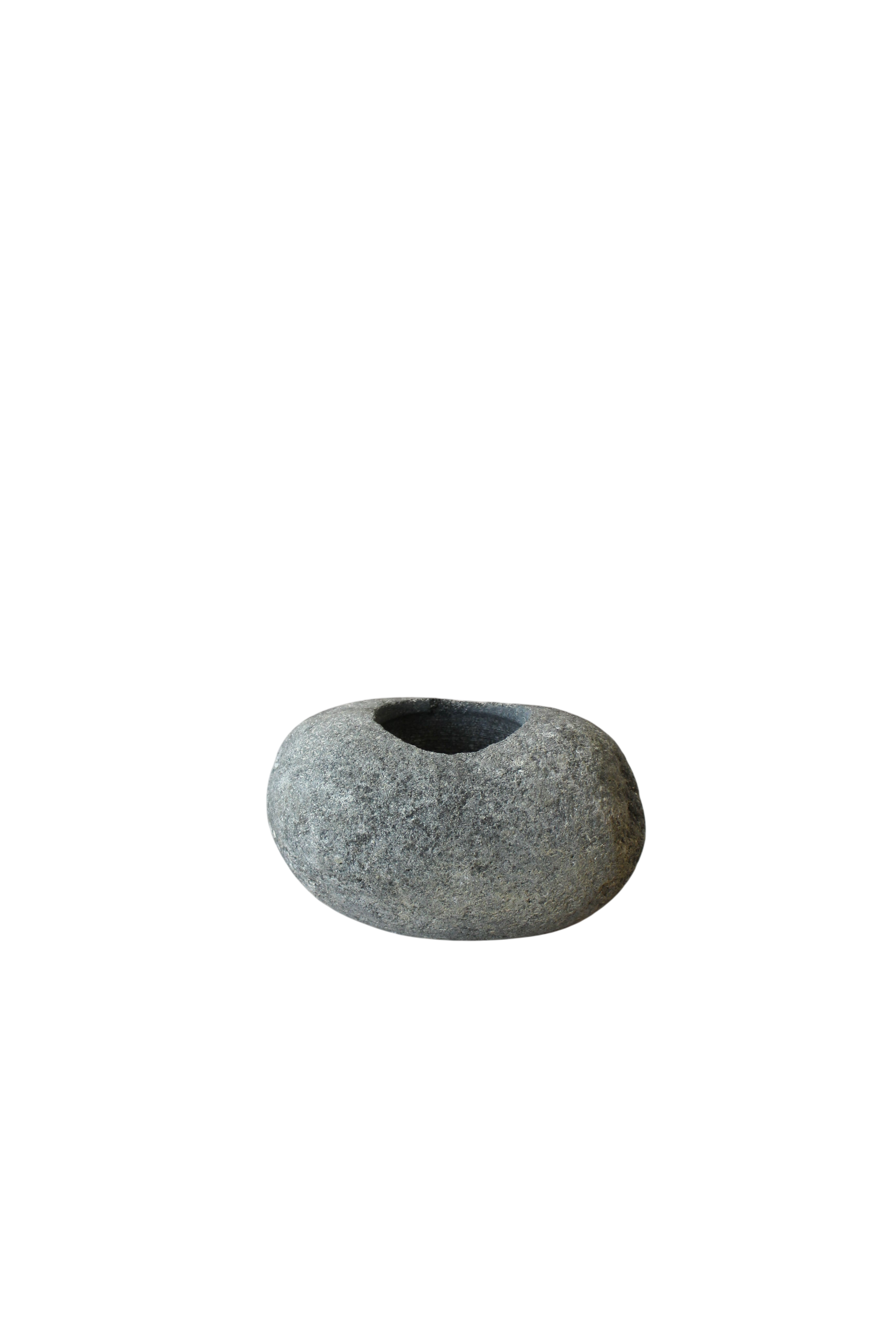 River Stone Planter Pot No12