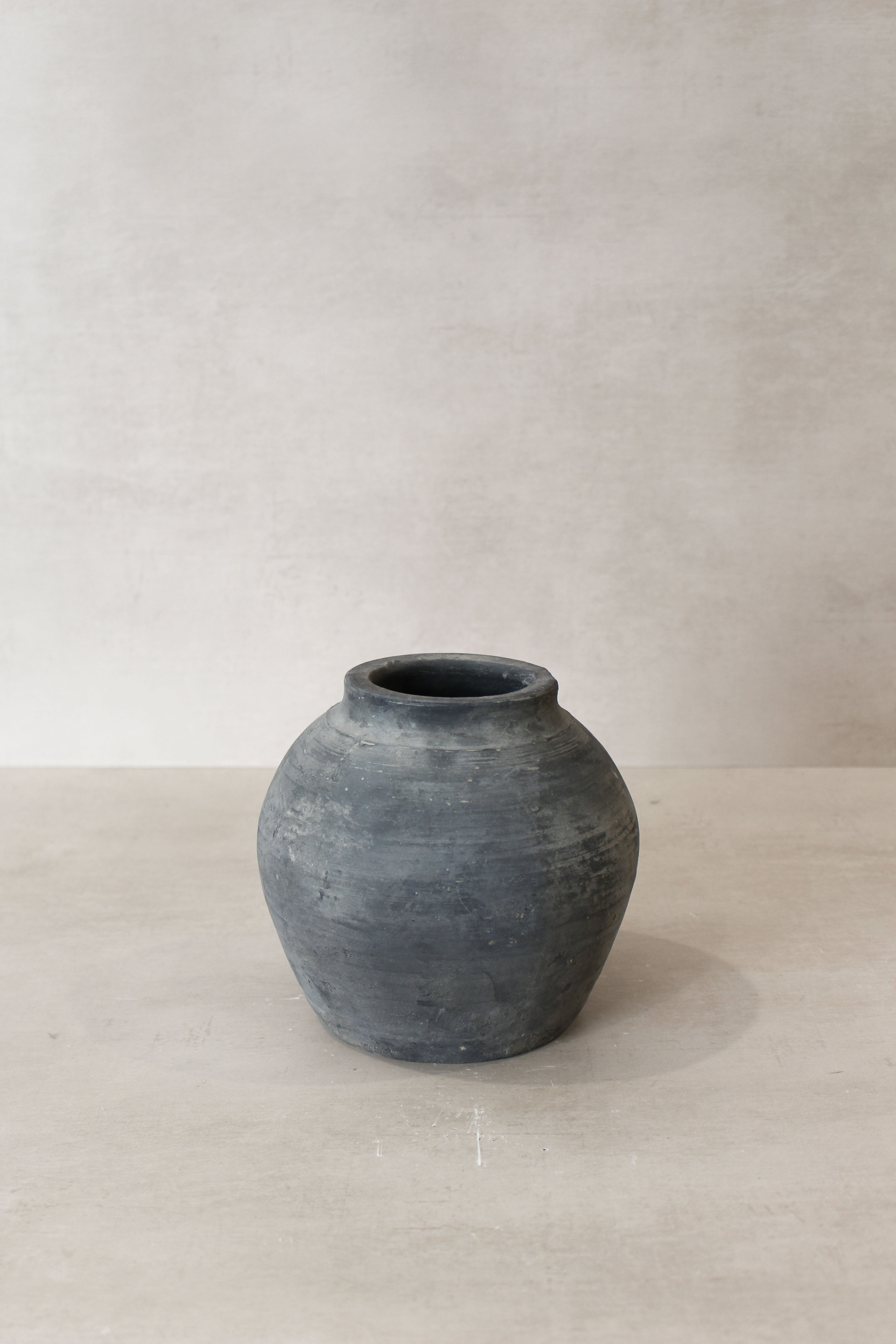 Vintage Dark Pot n° 47