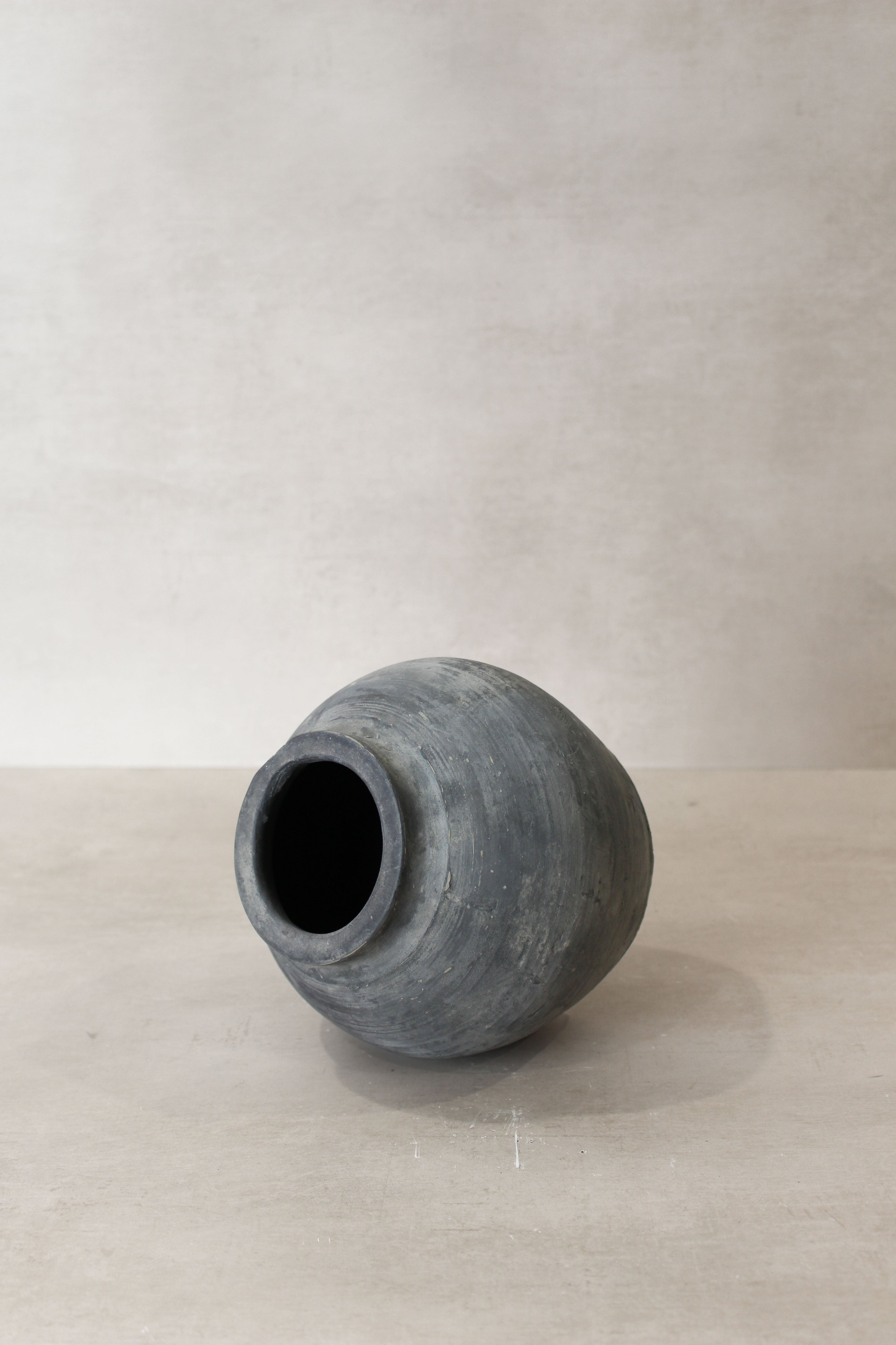 Vintage Dark Pot n° 47