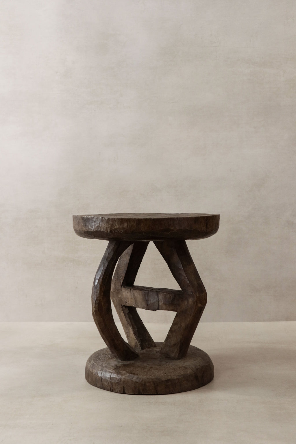 Tonga Stool - 22.2