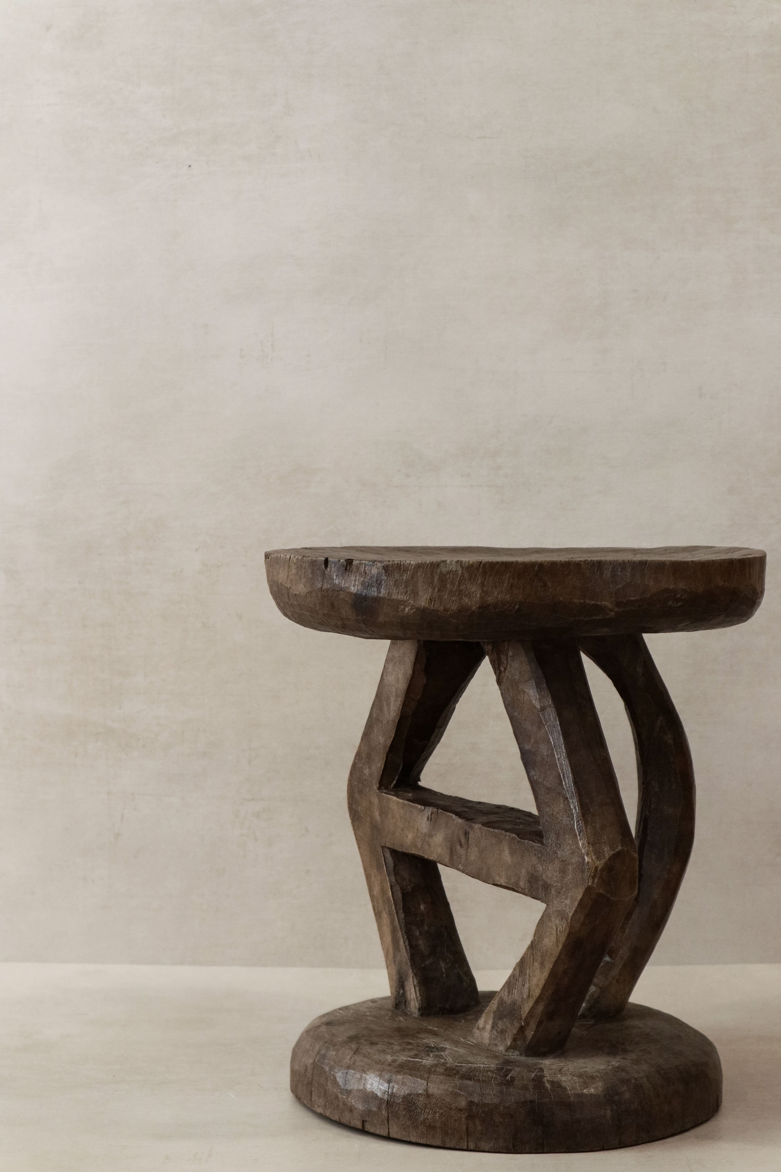 Tonga Stool - 22.2