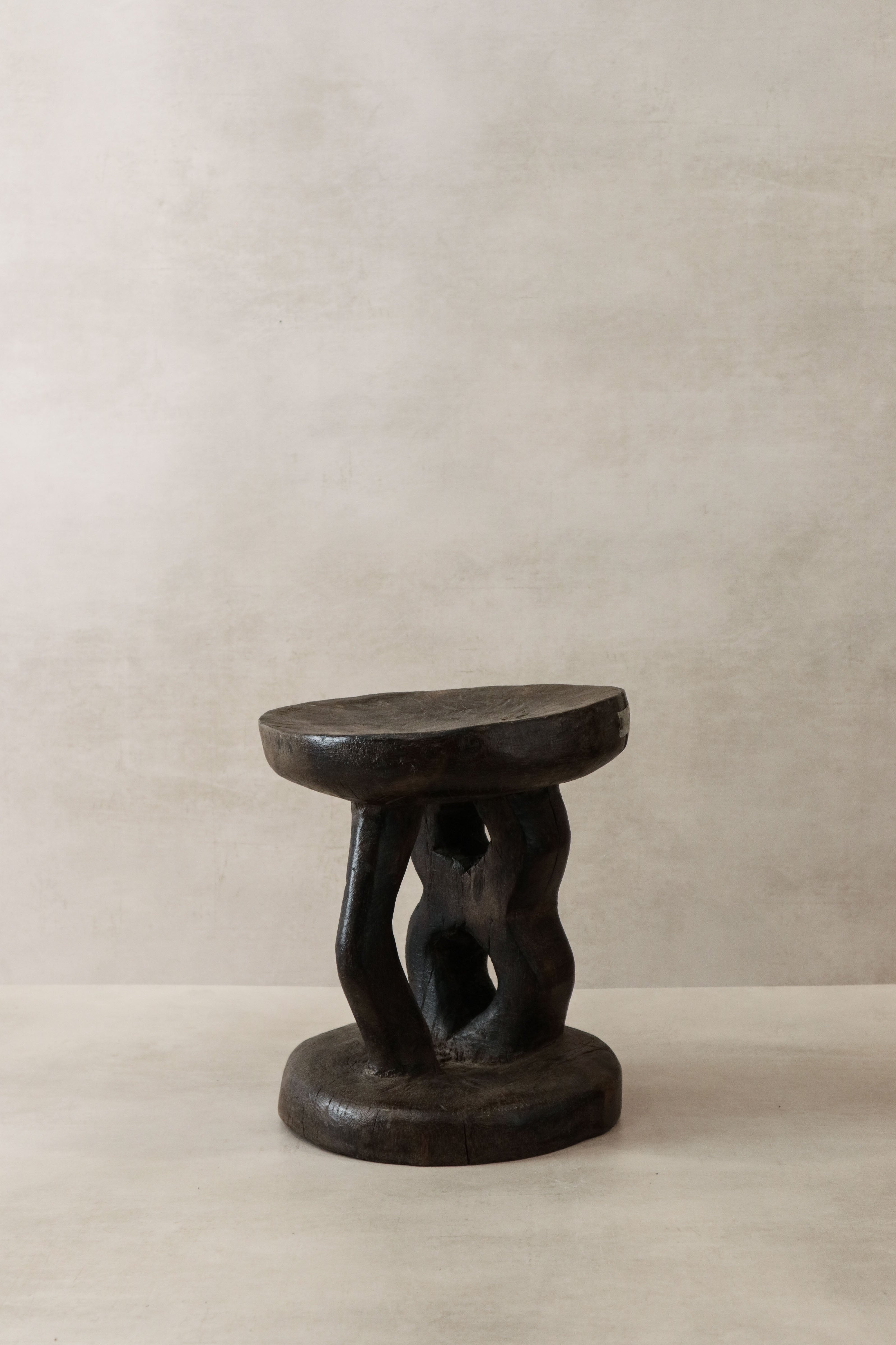 Tonga Stool - 33.1
