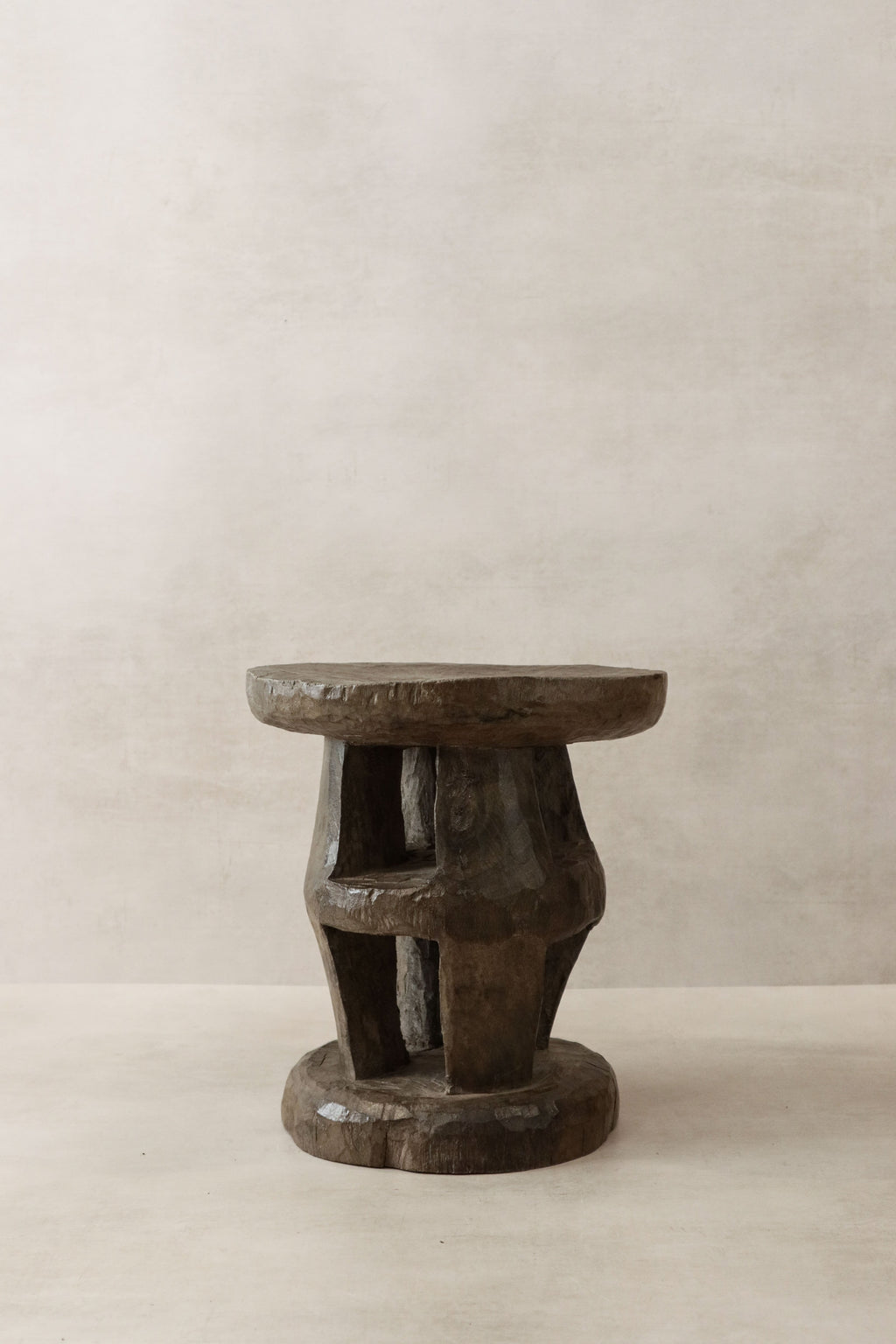 Tonga Stool - 102.3