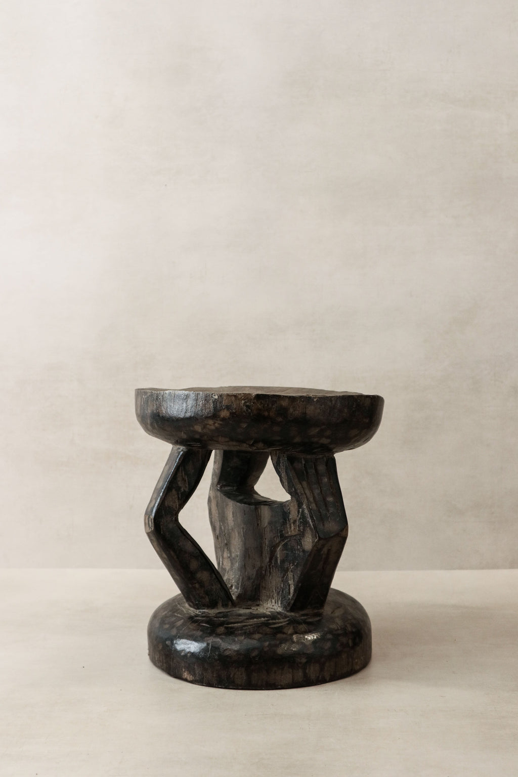 Tonga Stool - 102.2