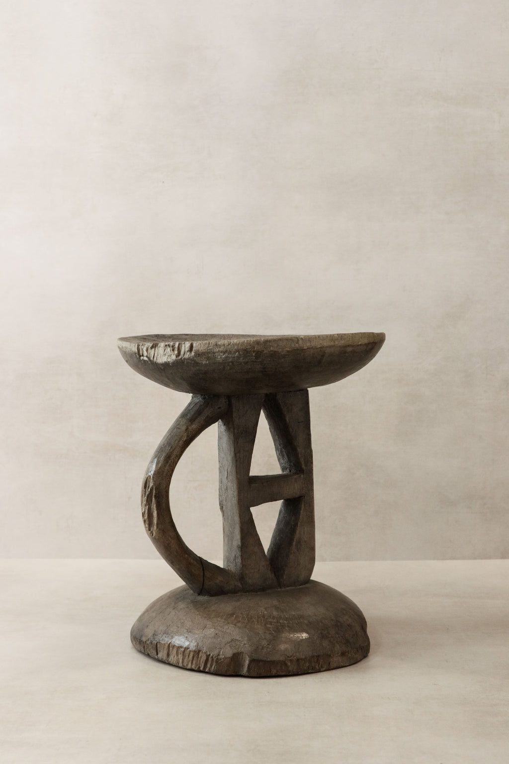 Tonga Stool - 37.1