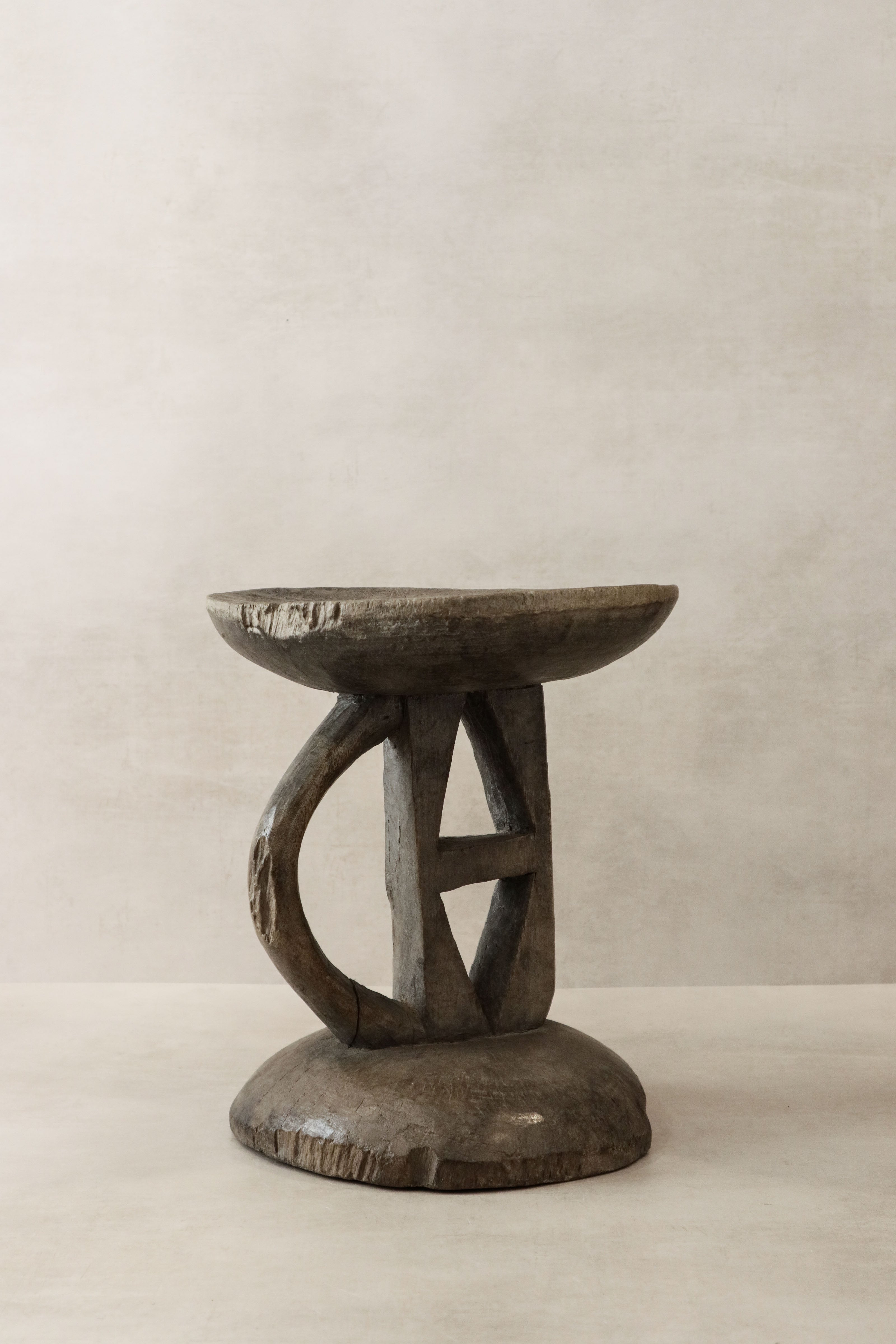 Tonga Stool - 37.1