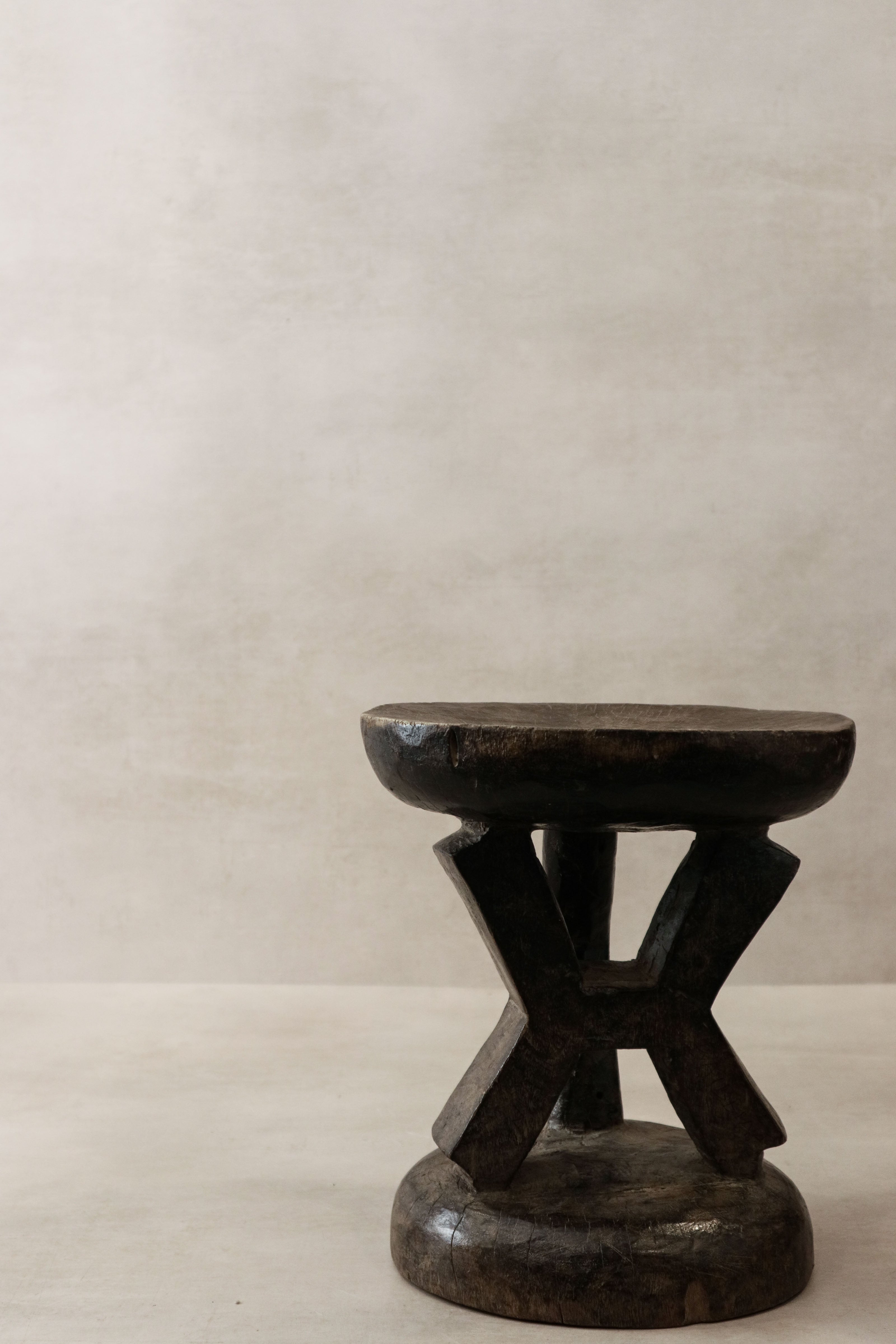 Tonga Stool - 101.1
