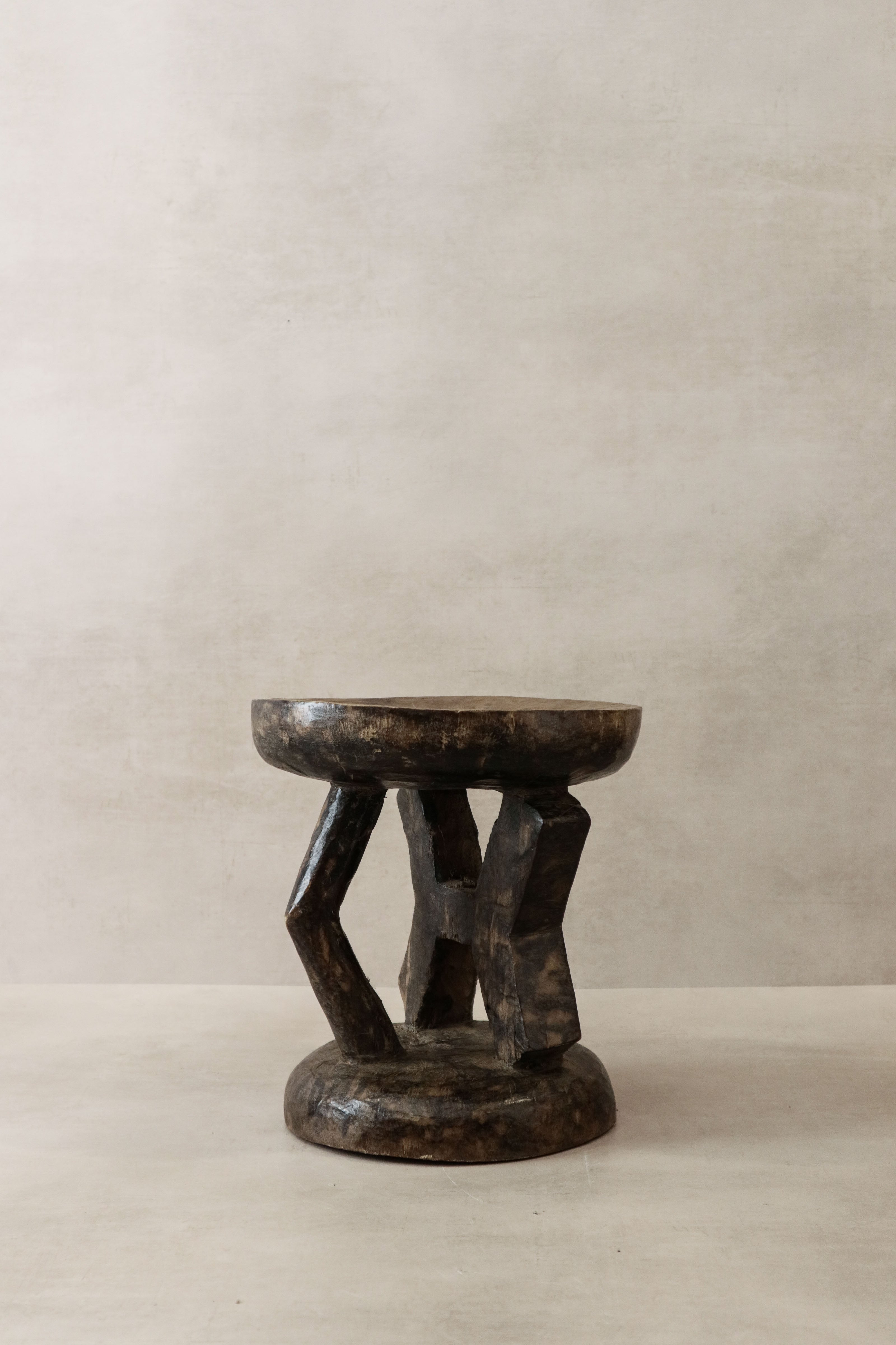 Tonga Stool - 101.3