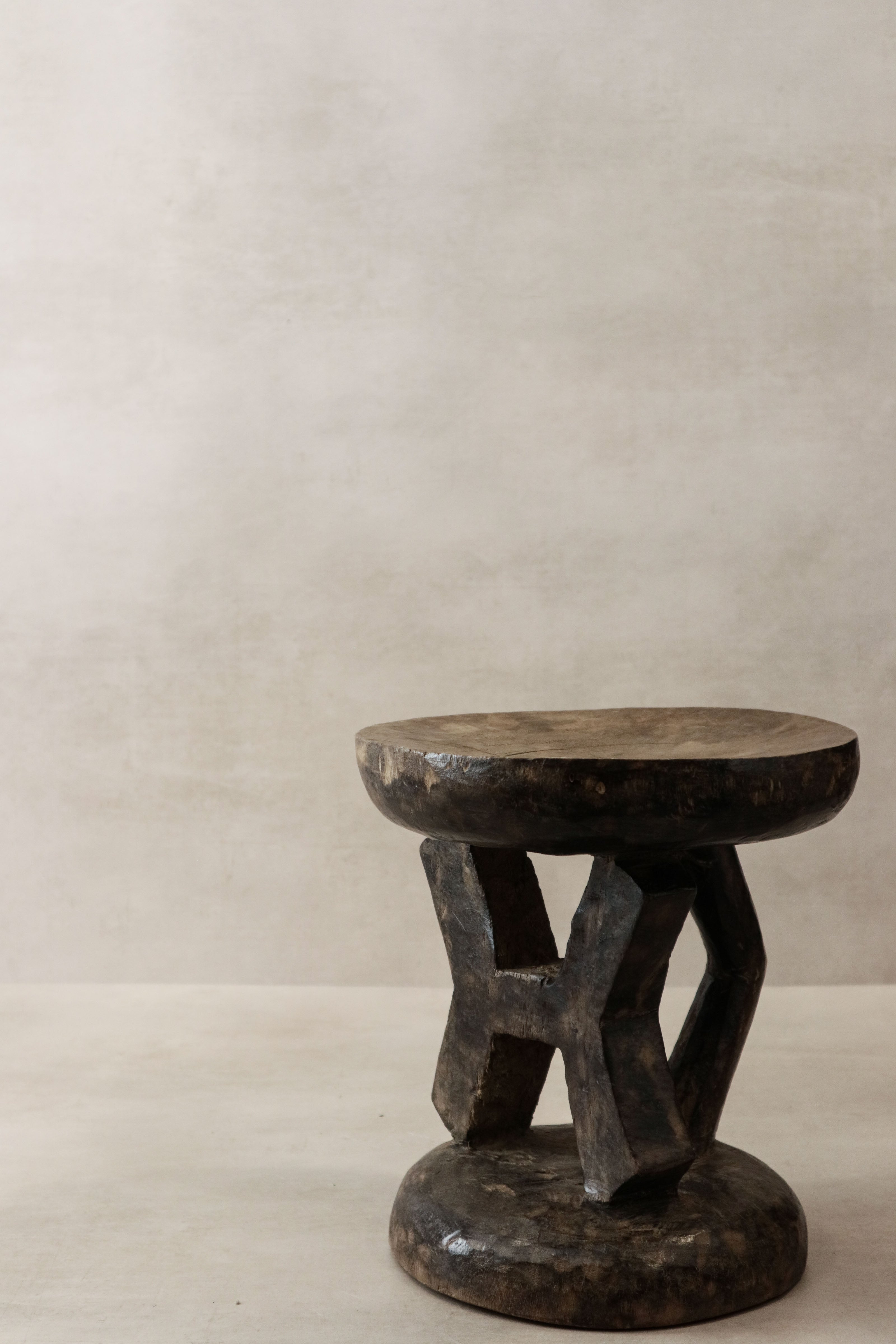 Tonga Stool - 101.3