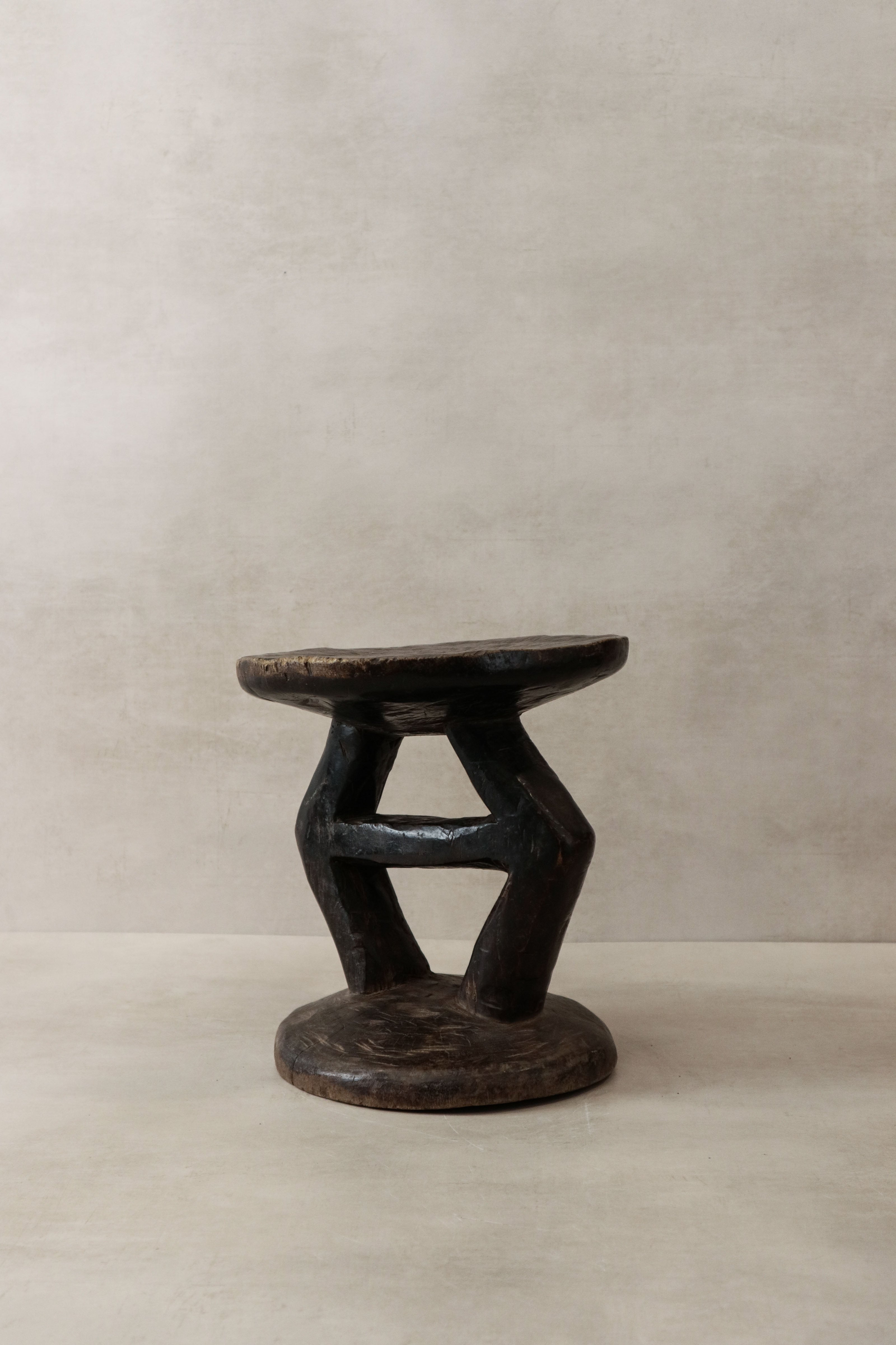 Tonga Stool - 22.1