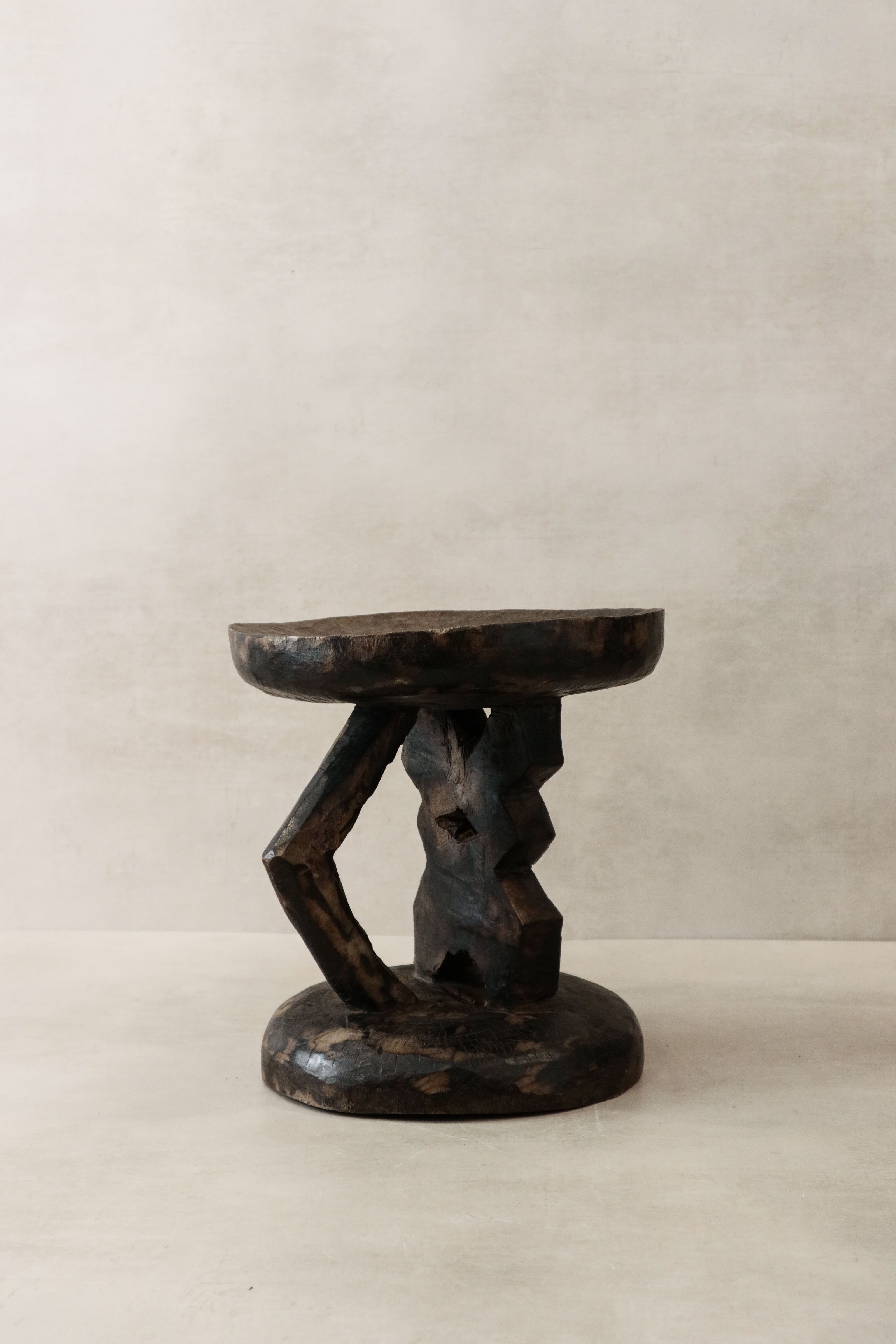Tonga Stool - 22.3