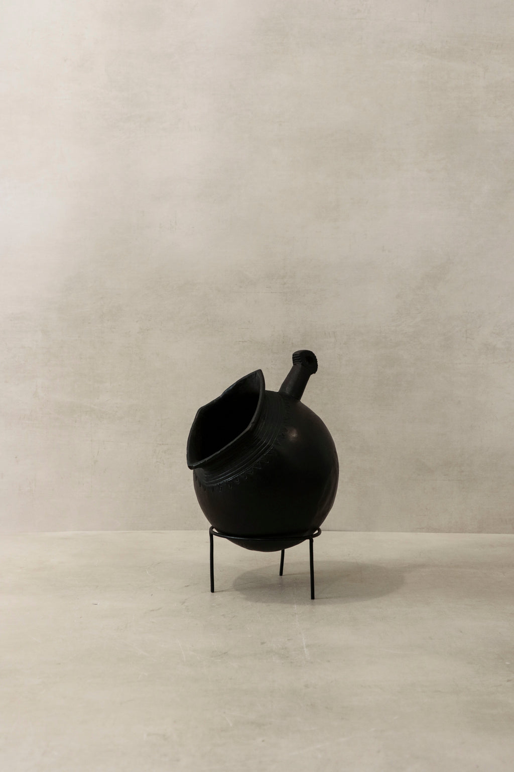 Bayaleng Jug, Congo - TR9.2