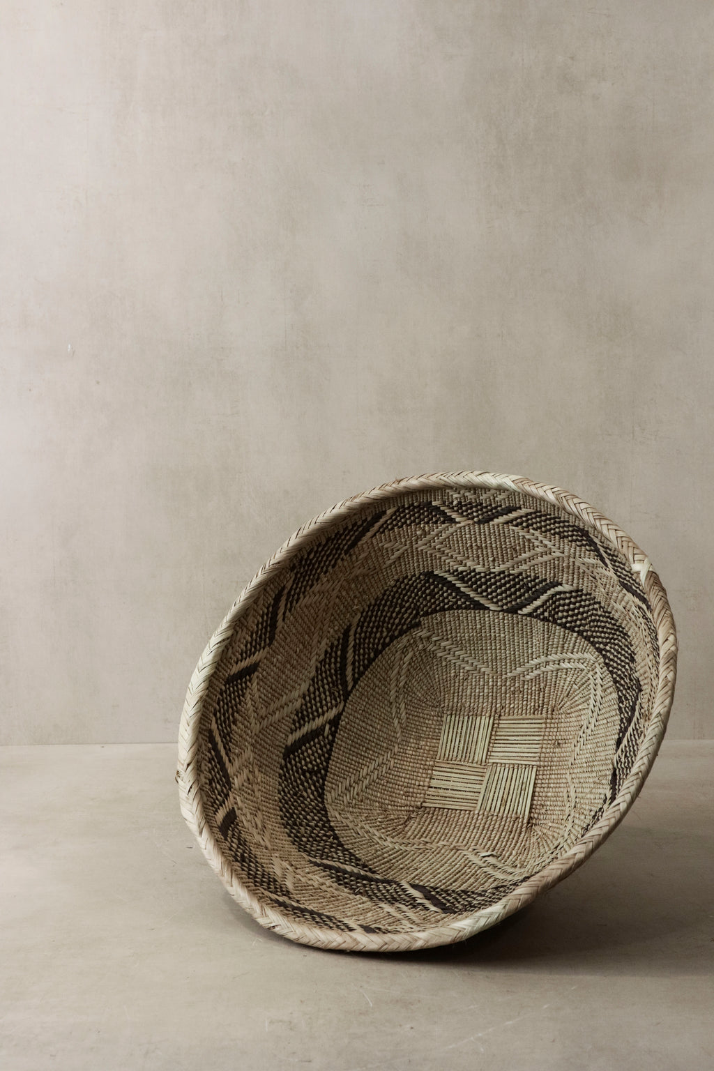 Tonga Basket Pot - 67.4