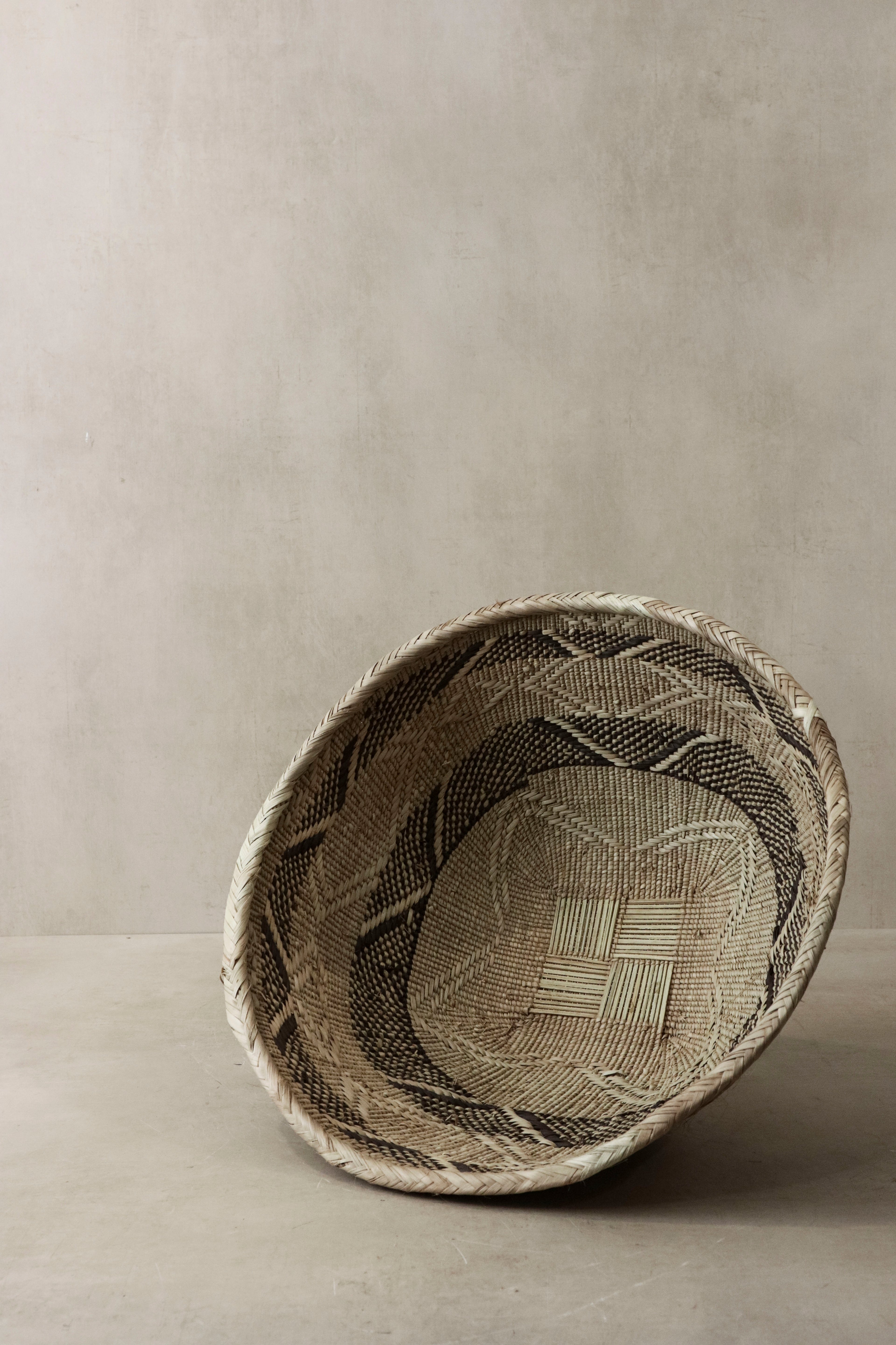 Tonga Basket Pot - 67.4
