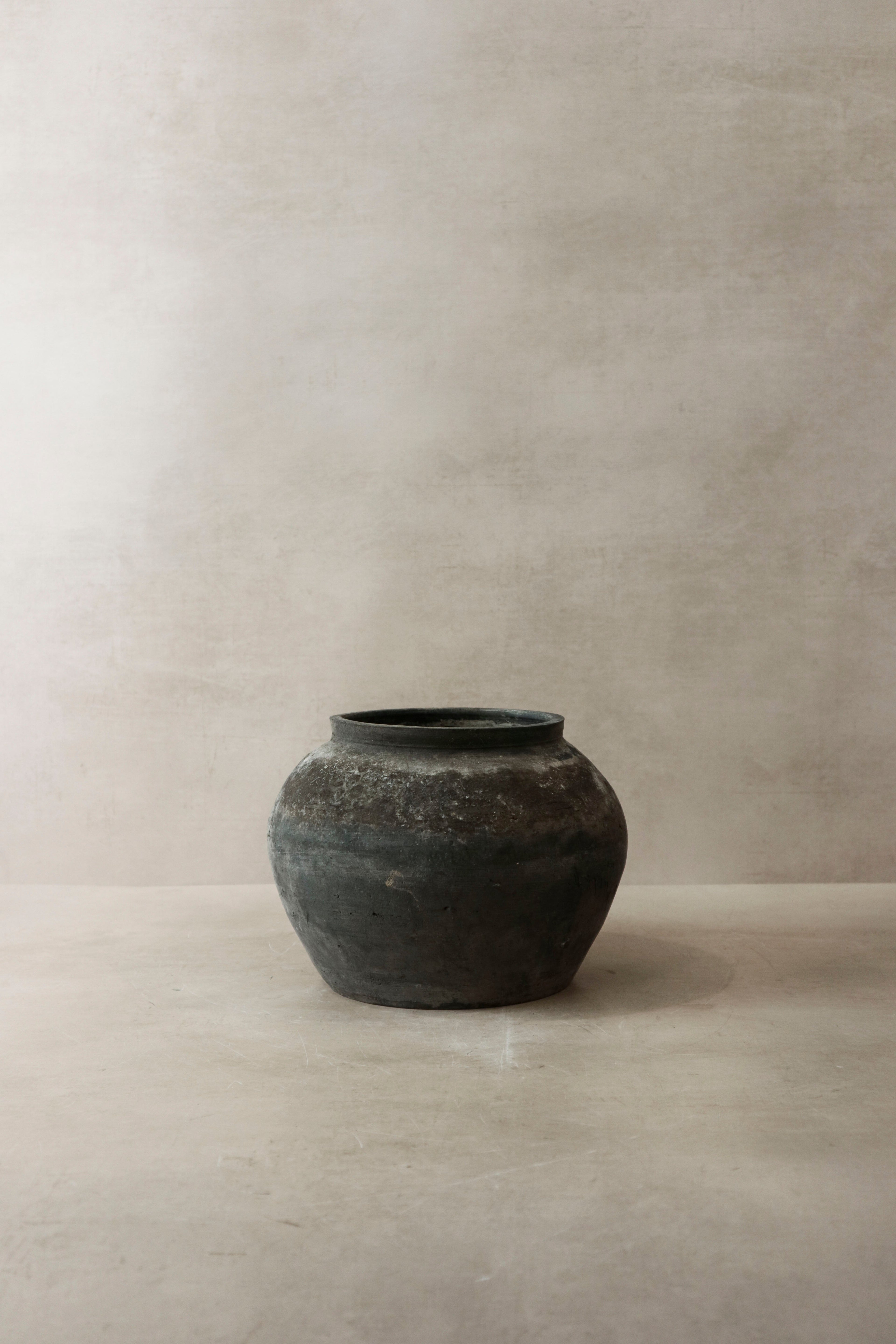 Vintage Dark Pot n° 3