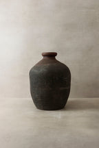 Antique Asian Rice Wine Vase n° 2