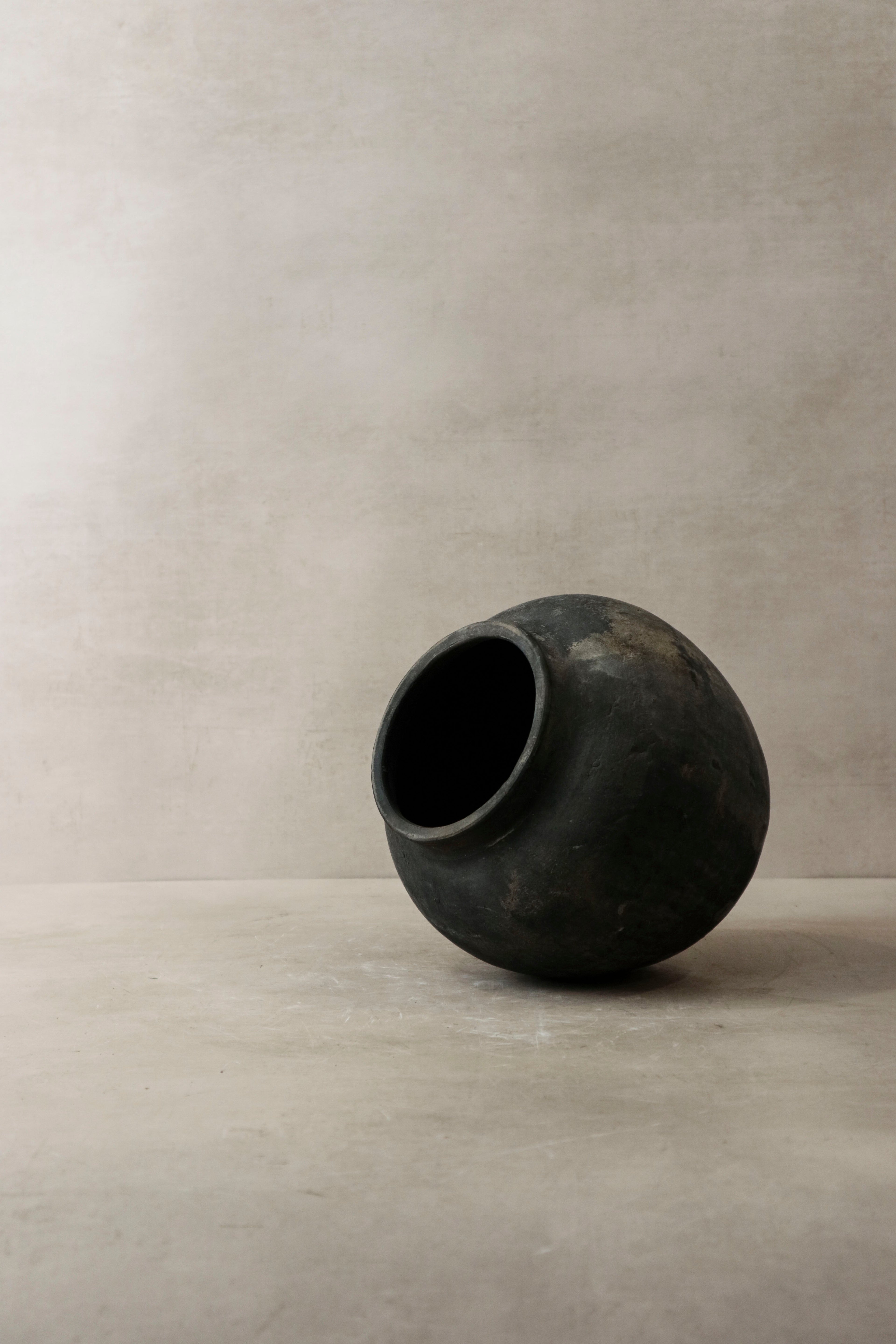 Vintage Dark Pot n° 7