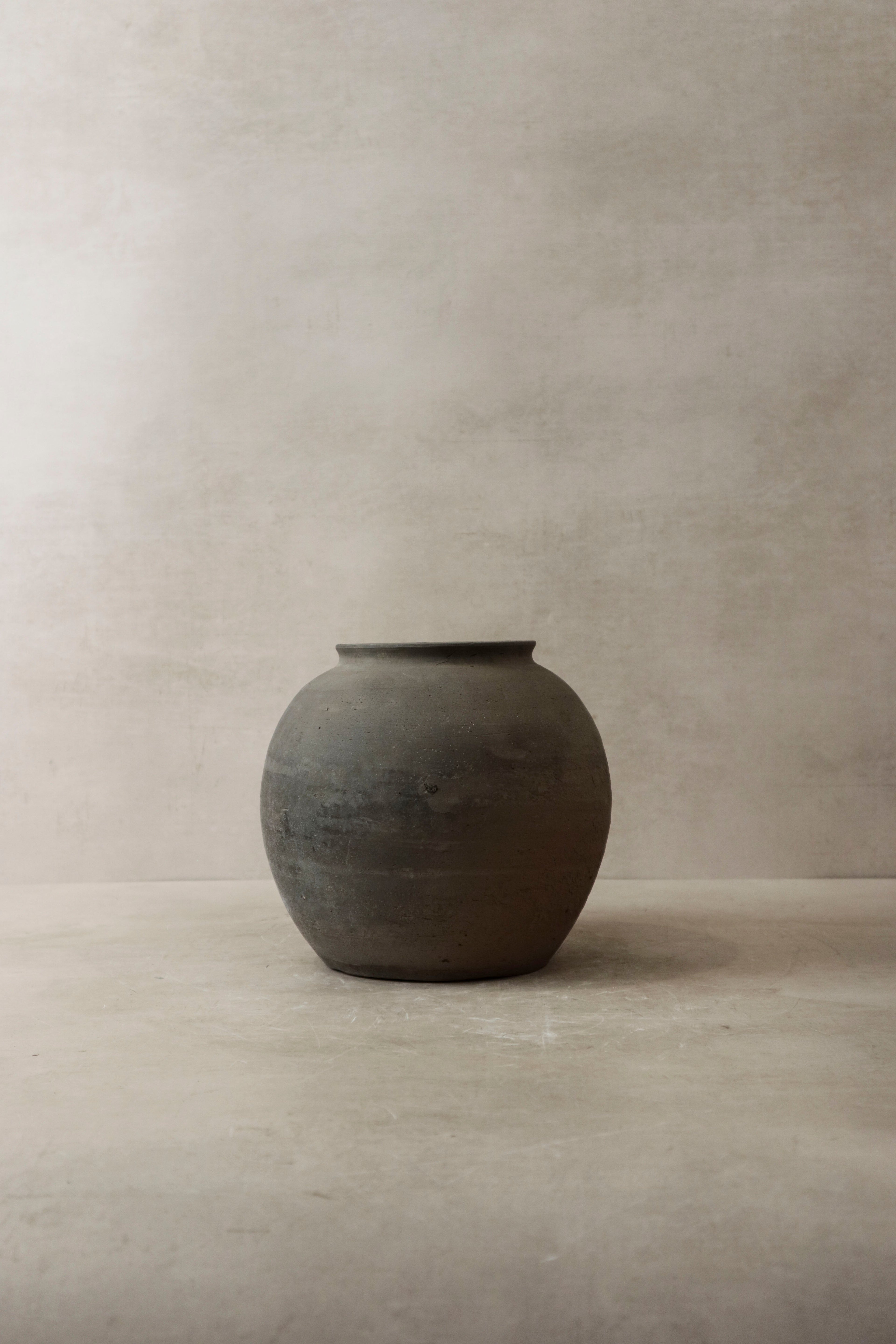 Vintage Dark Pot n° 8