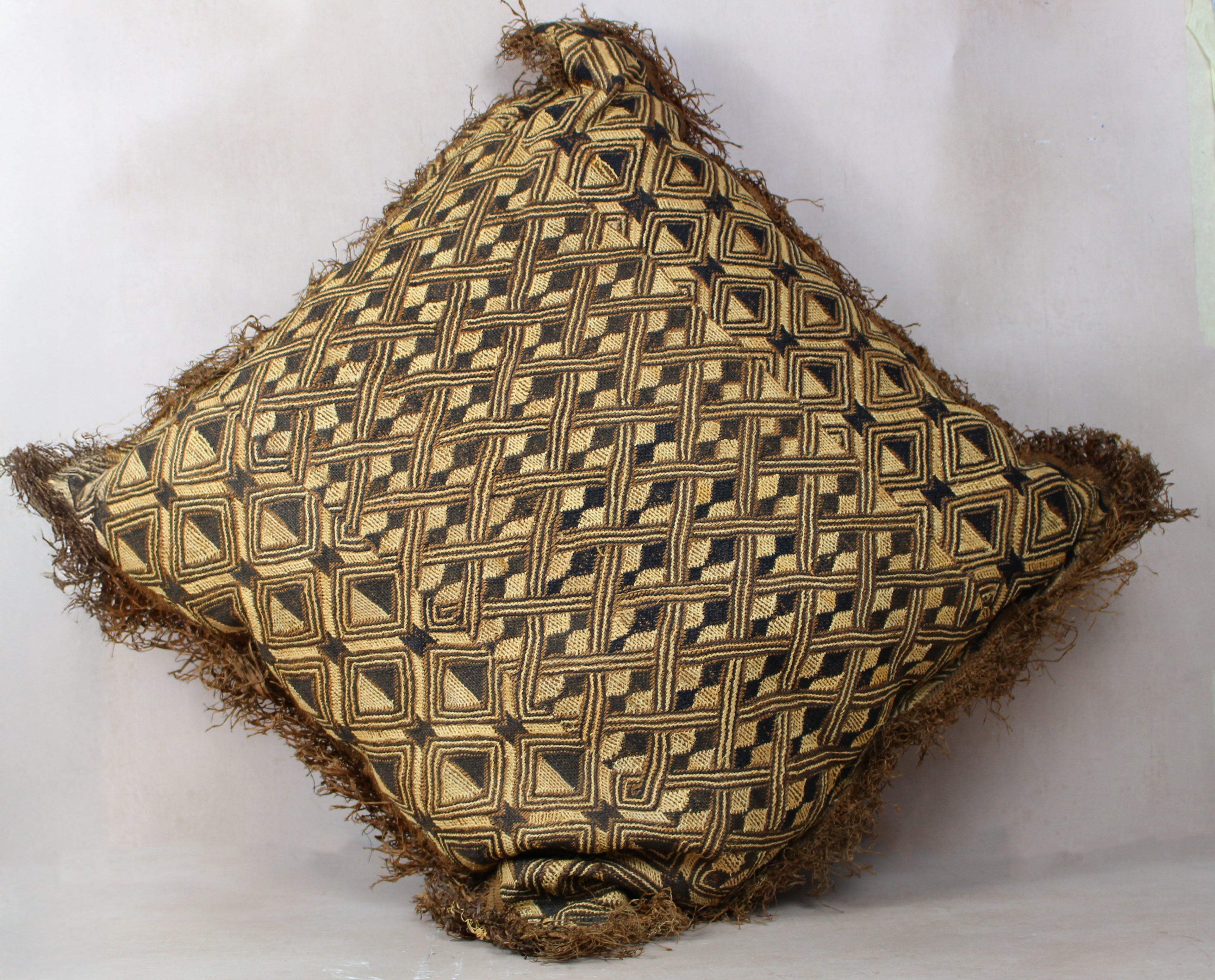 Vintage Showa Cloth Cushion - 25.1