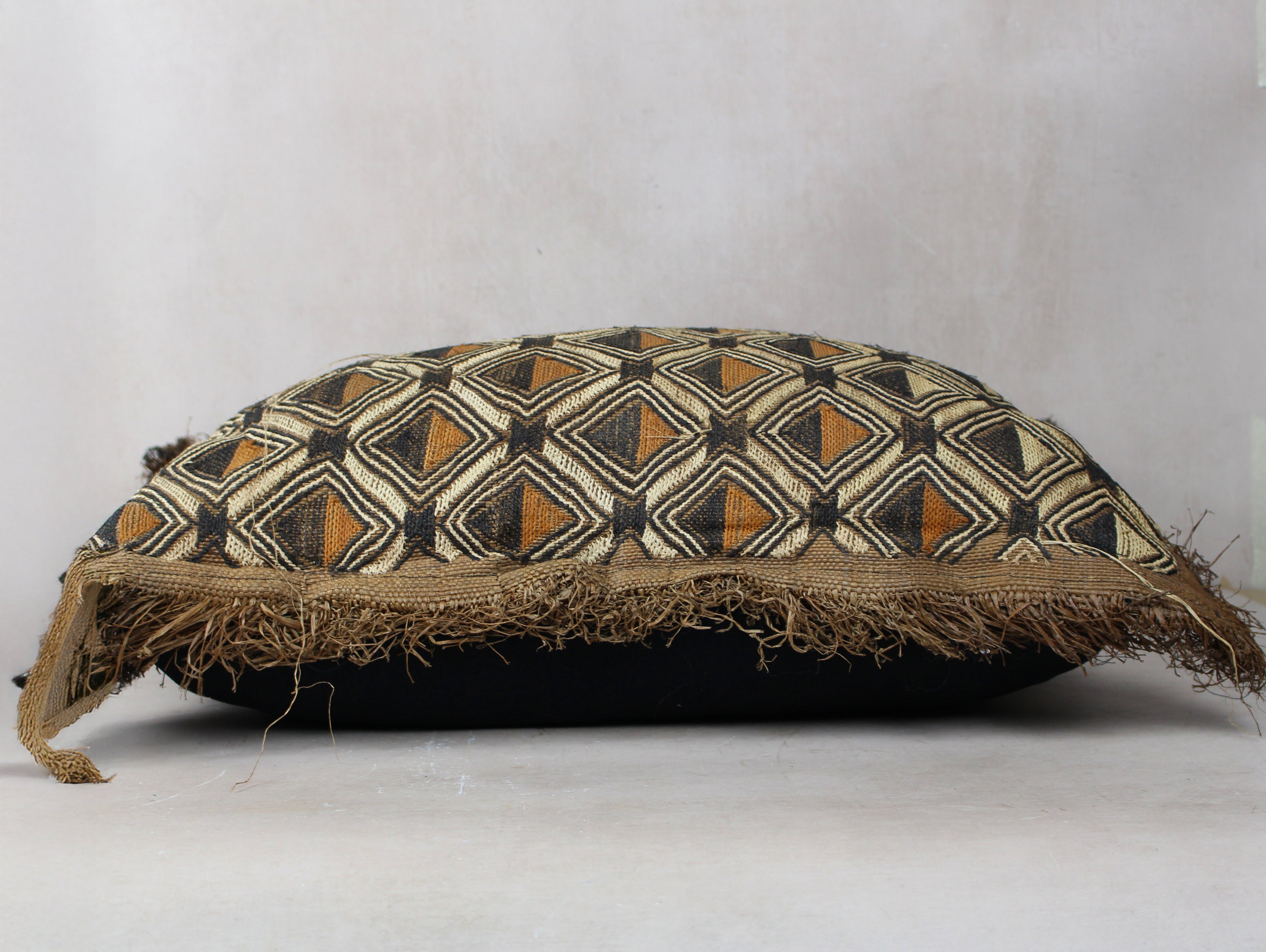 Vintage Showa Cloth Cushion - 25.2