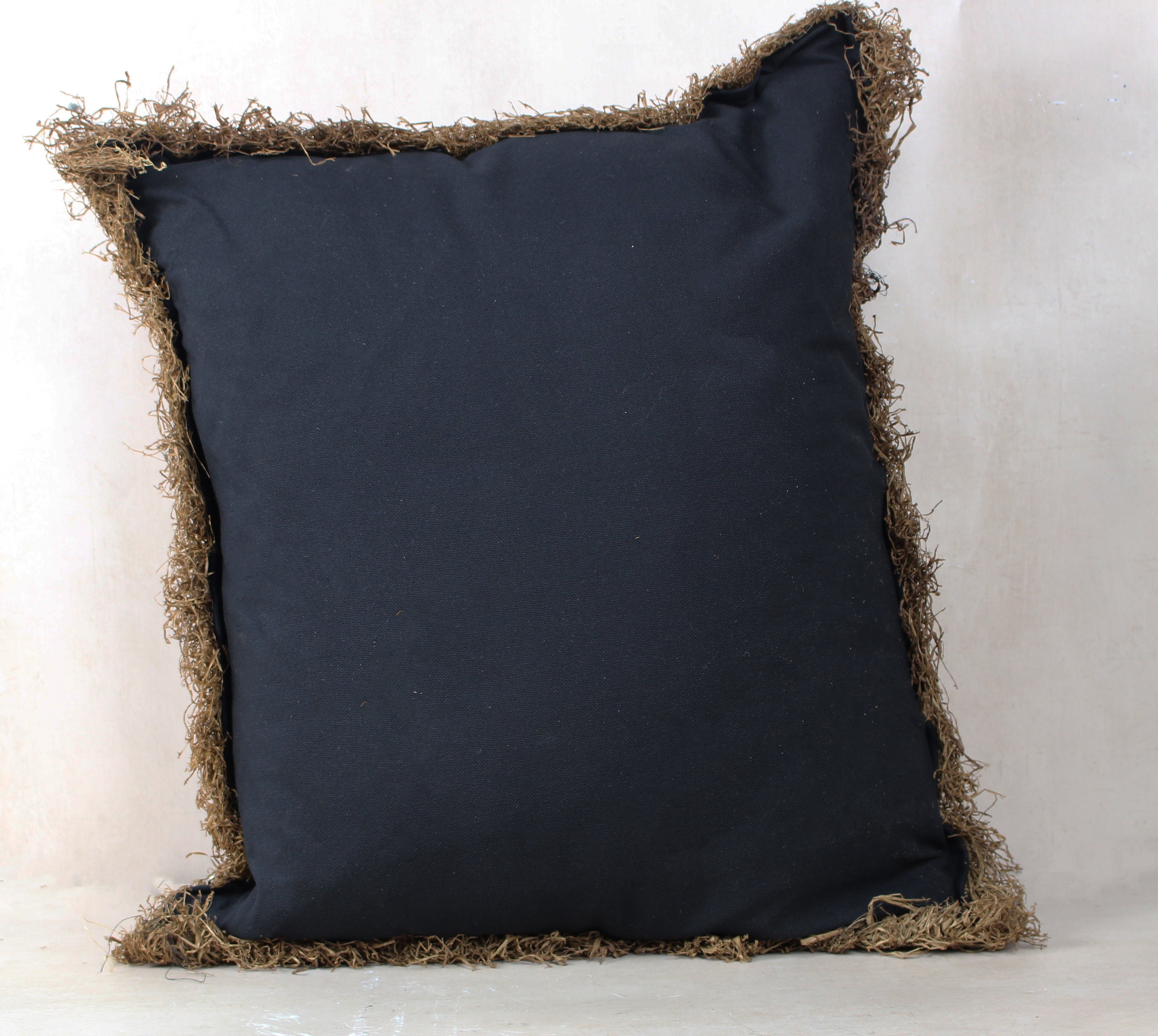 Vintage Showa Cloth Cushion - 25.4
