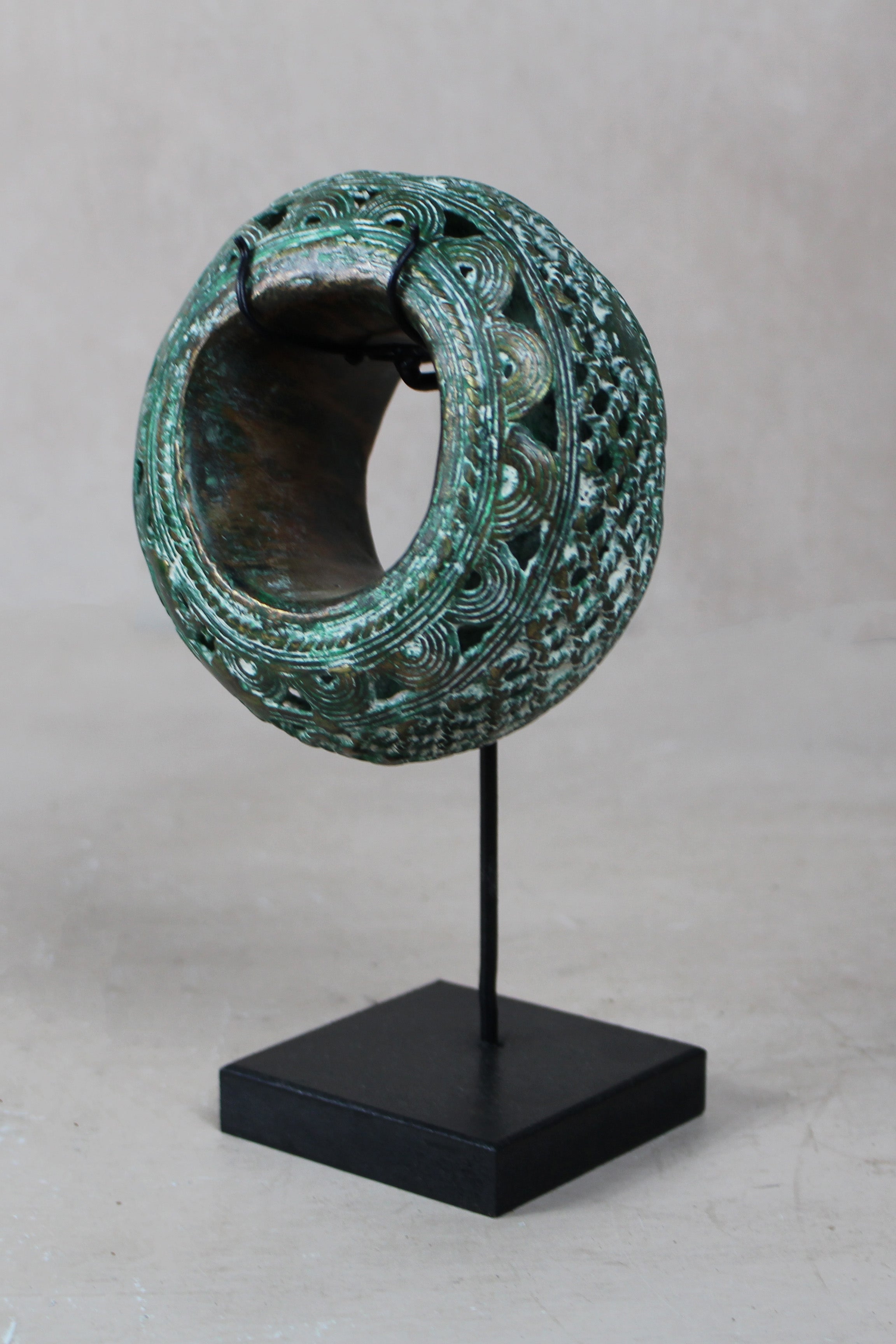 Benin Bronze Bangle - 207.2