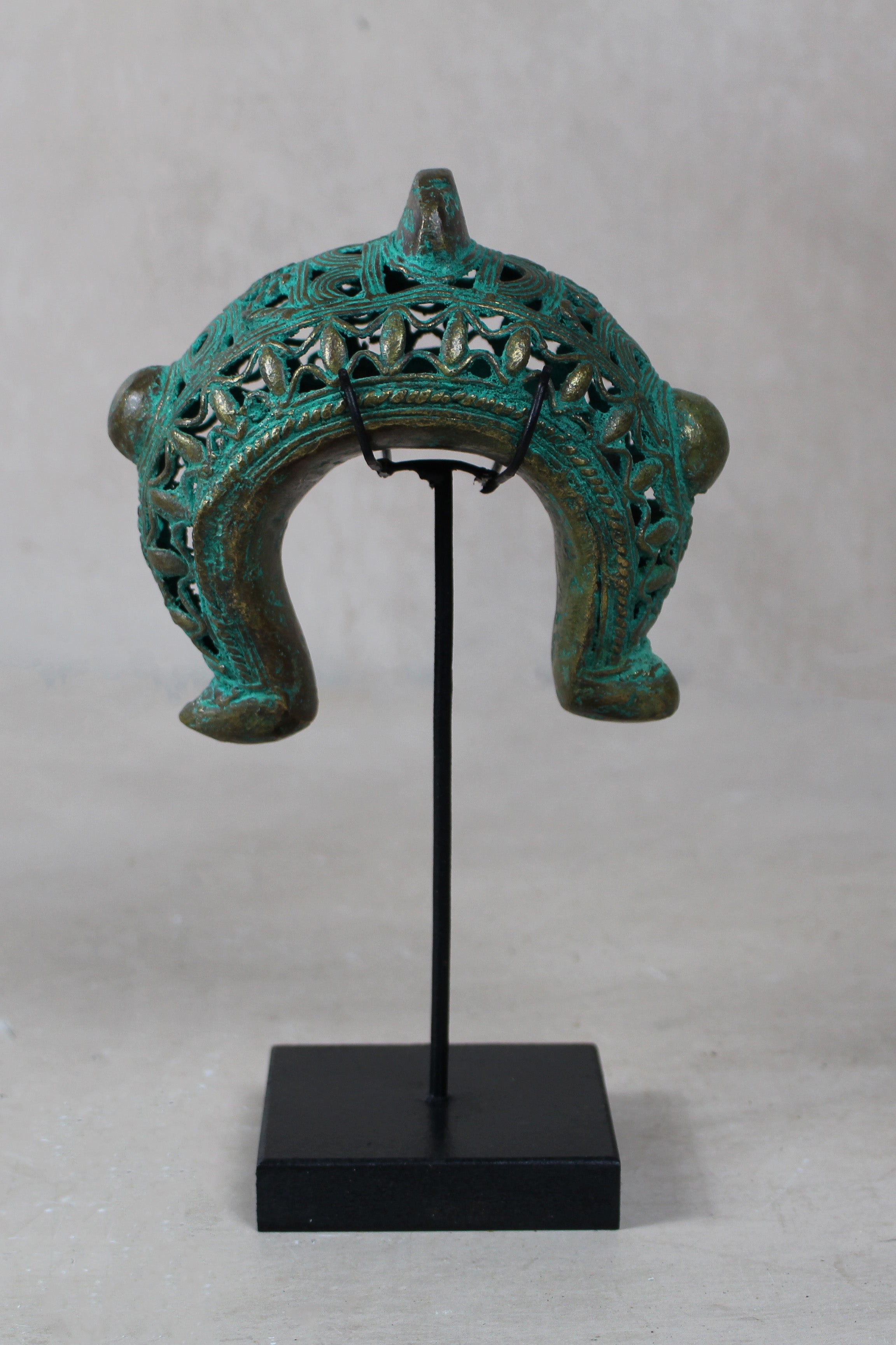 Benin Bronze Bangle - 207.3