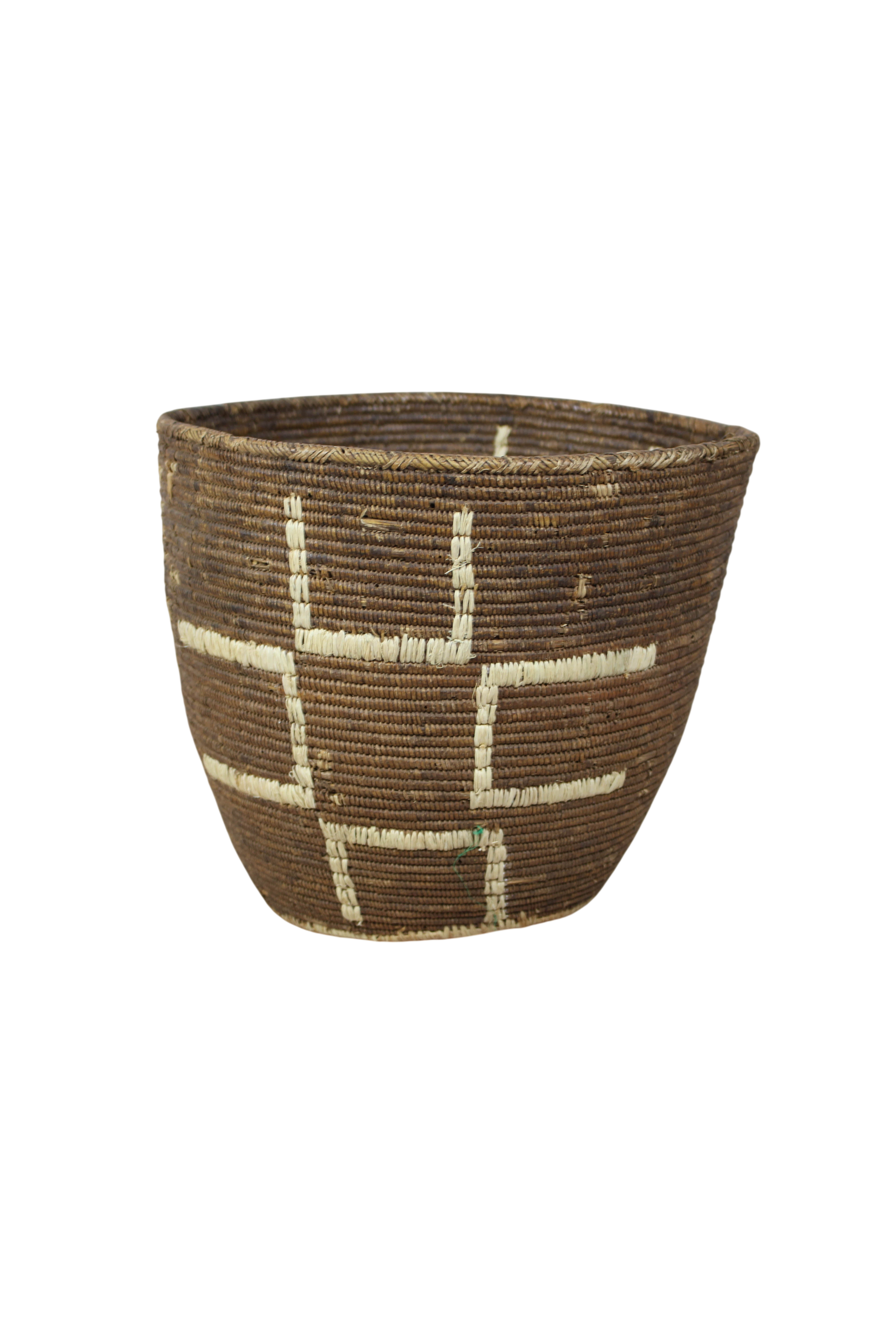 Vintage Tutsi Basket - Rwanda - 106.5