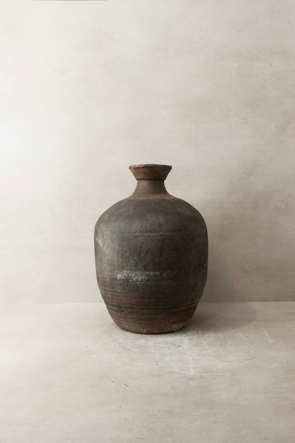 Antique Asian Rice Wine Vase n° 7