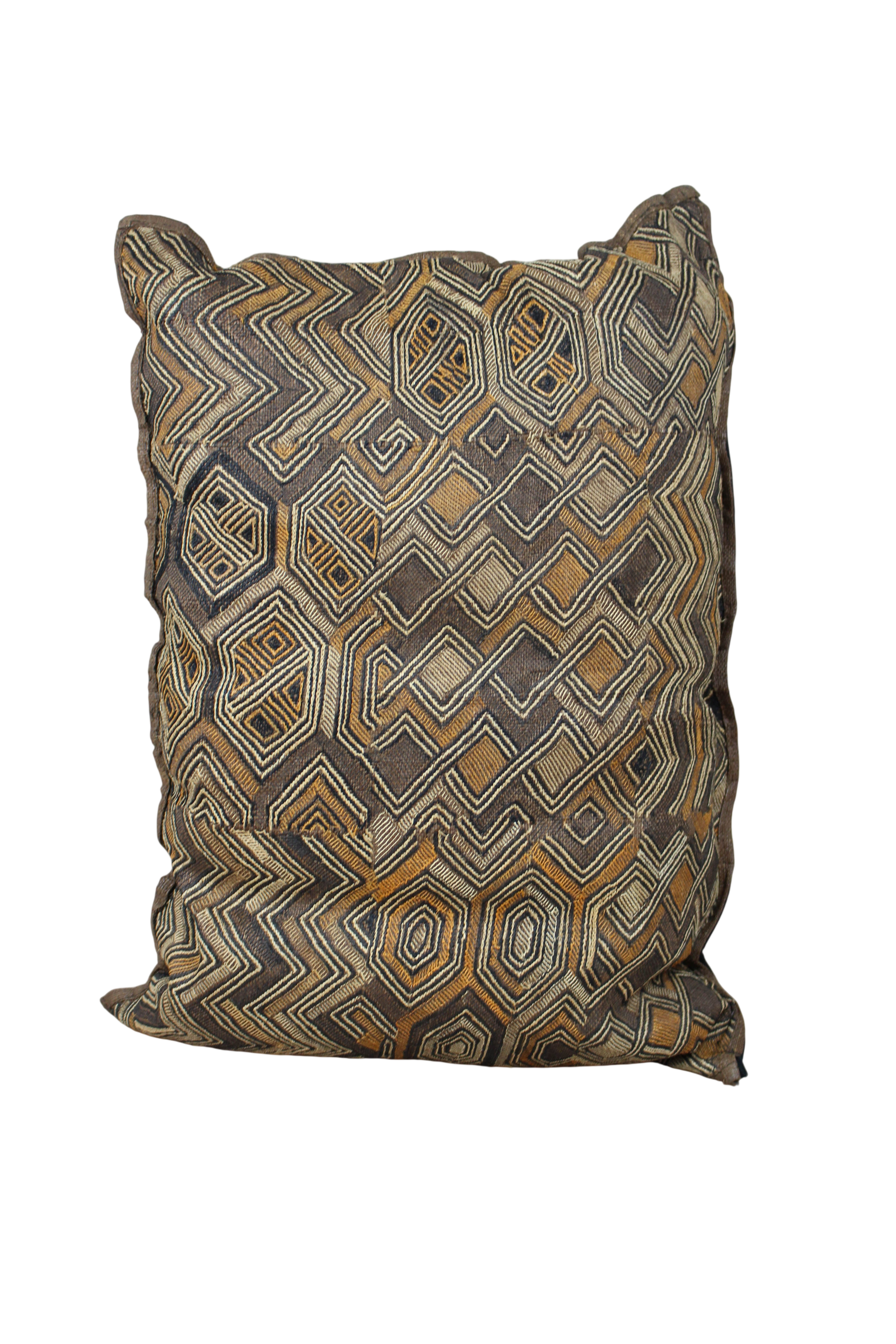 Vintage Showa Cloth Cushion - 25.12