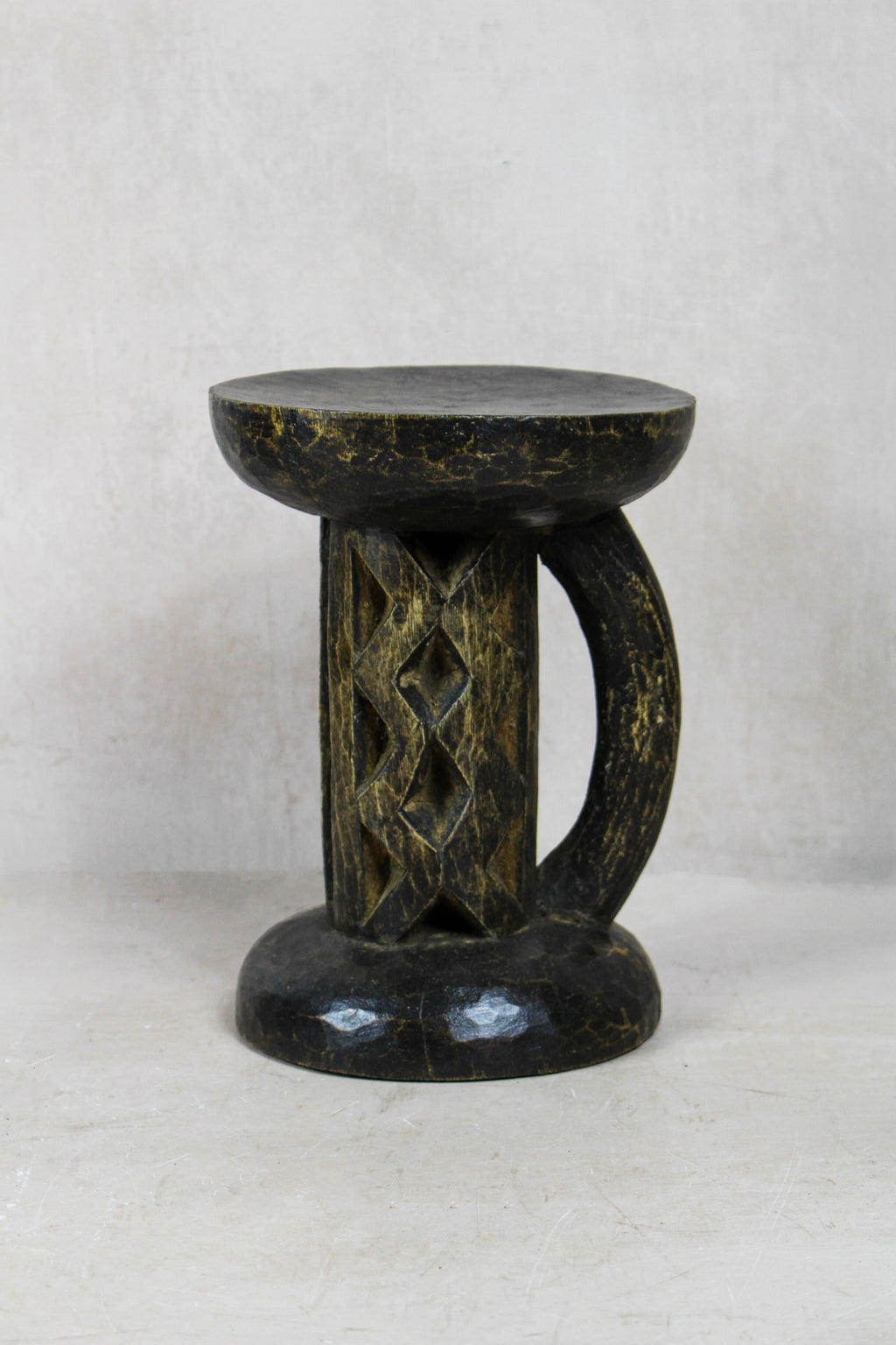 Tonga Stool - 172.18