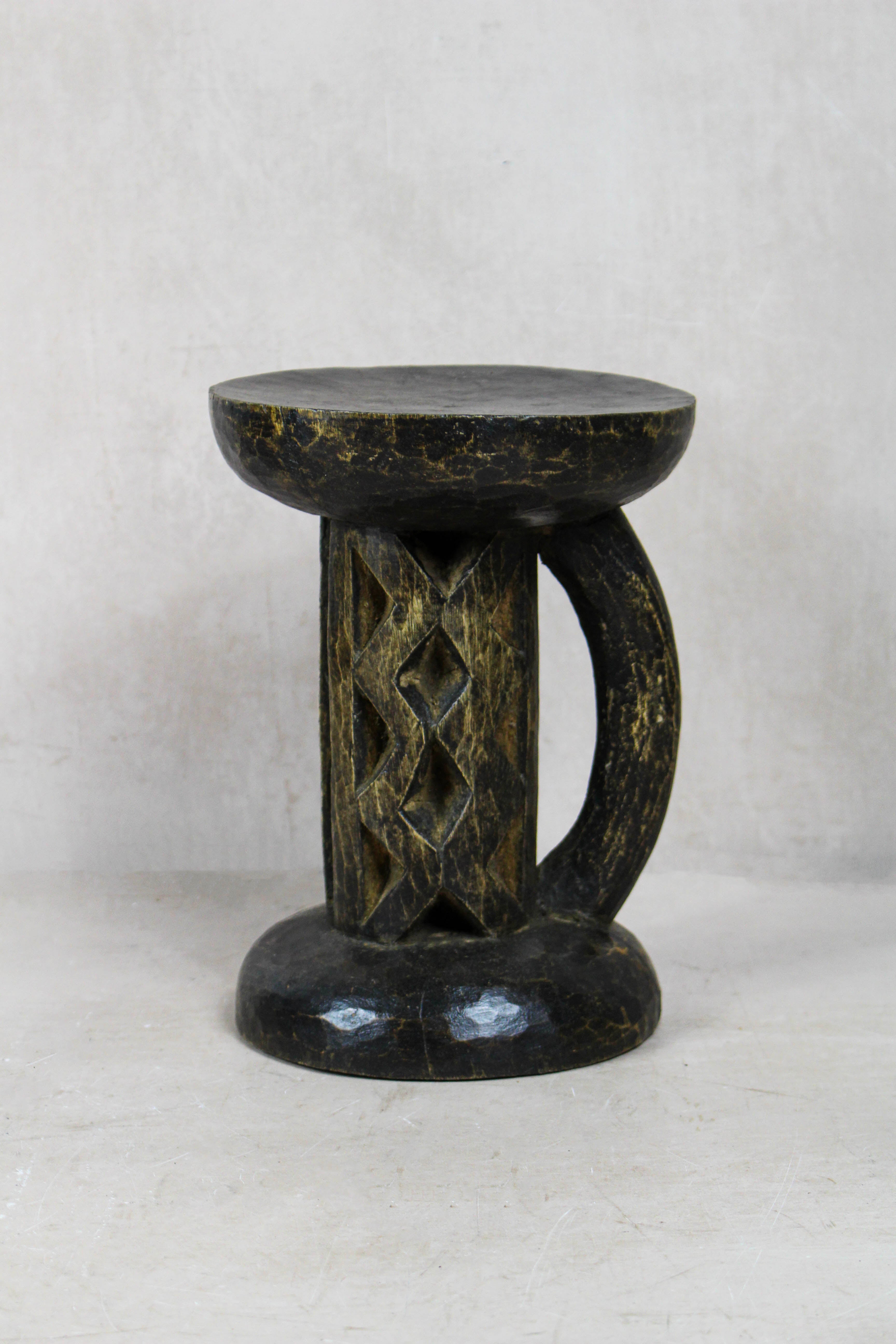 Tonga Stool - 172.18