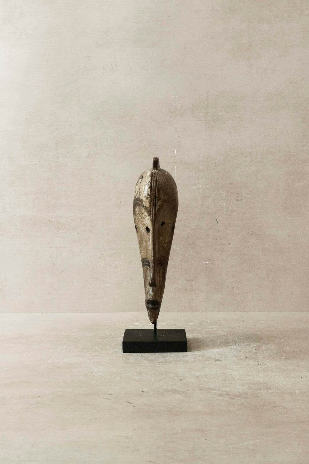 Hand carved African mask small - 60.23