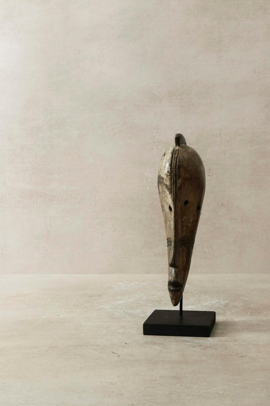 Hand carved African mask small - 60.23