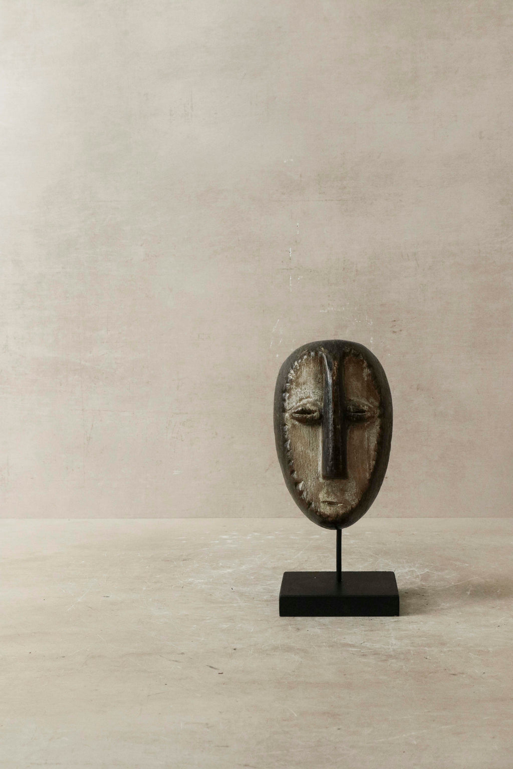 Hand carved African mask small - 60.35