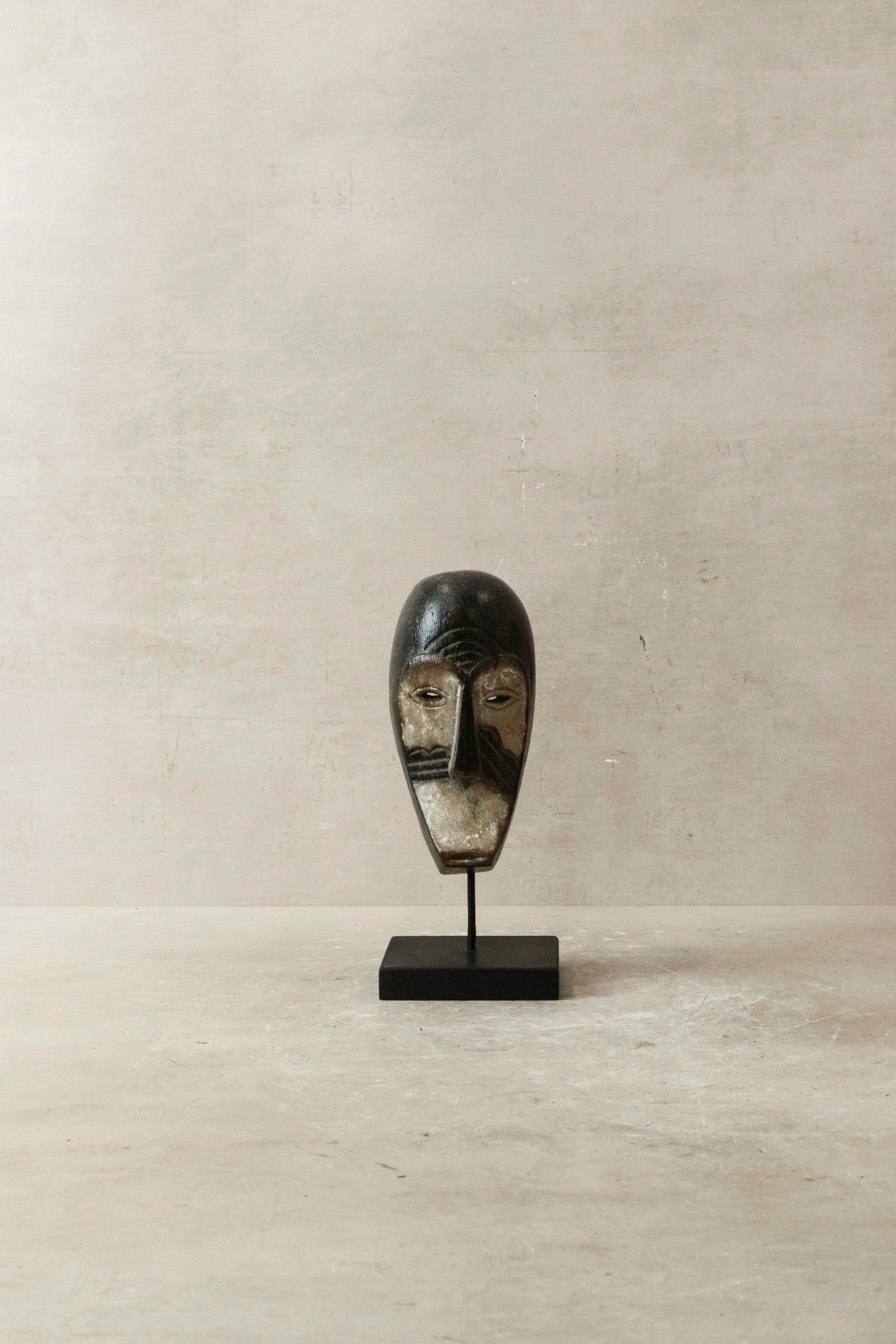 Hand carved African mask small - 60.42