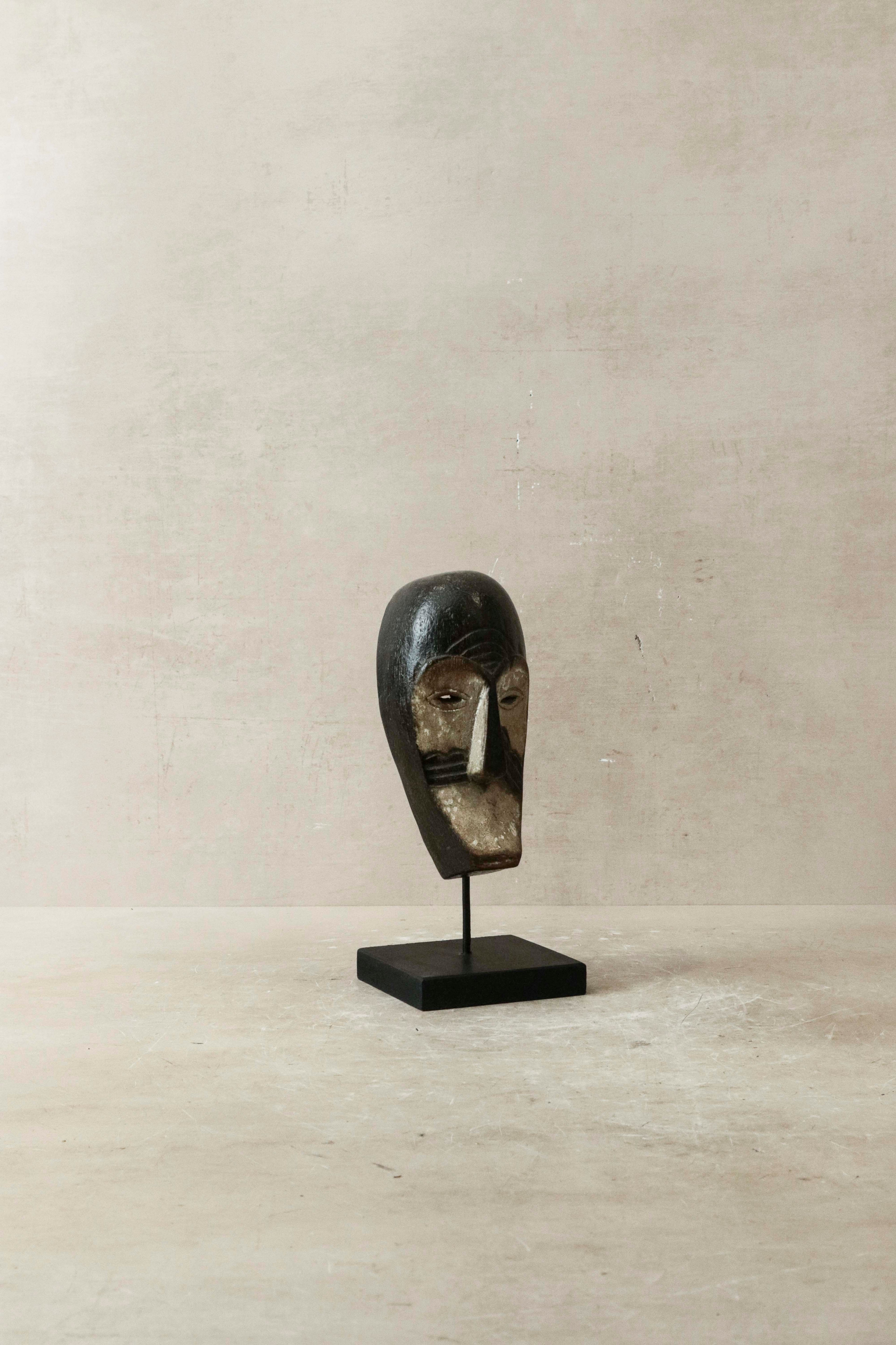 Hand carved African mask small - 60.42