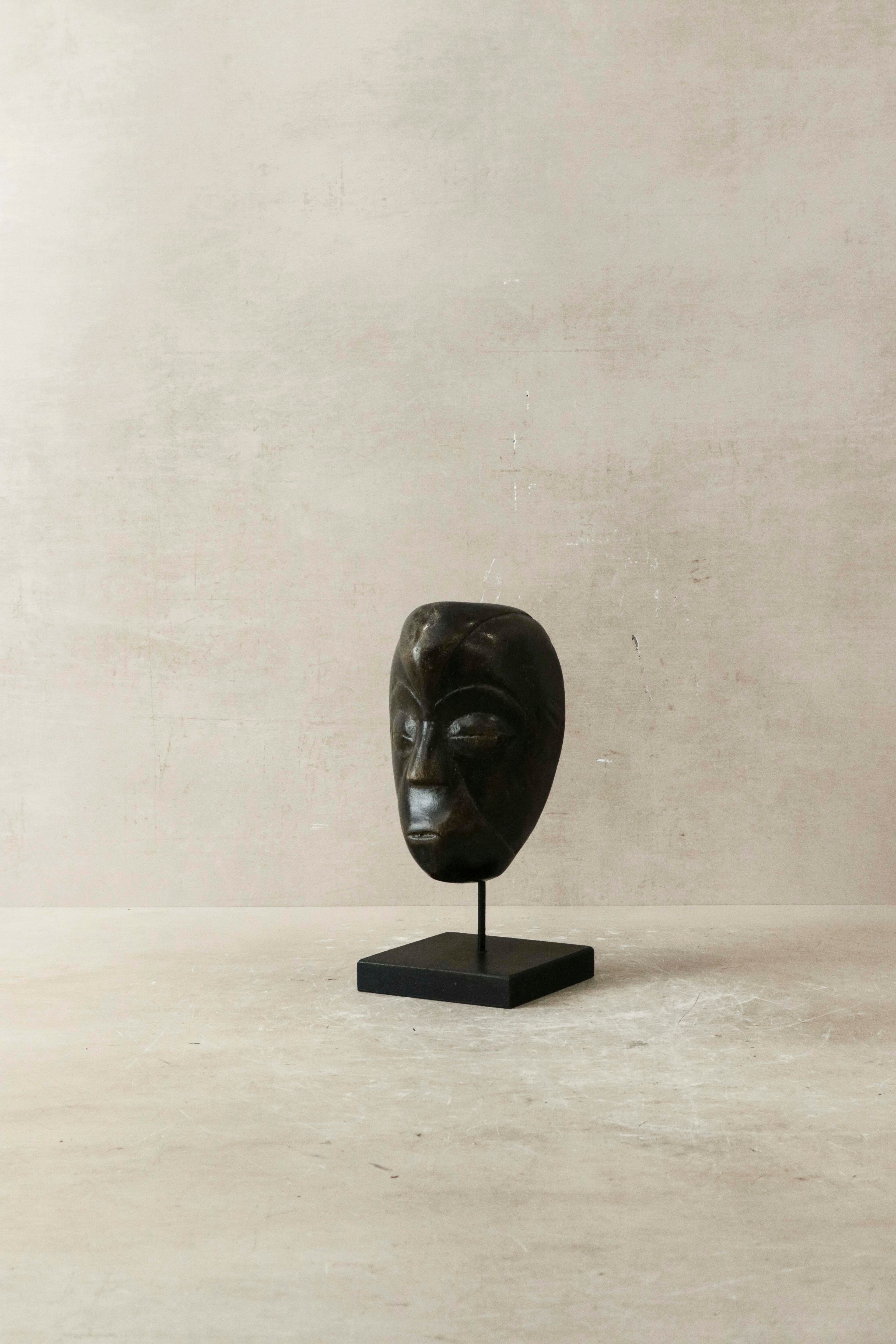 Hand carved African mask small - 60.03
