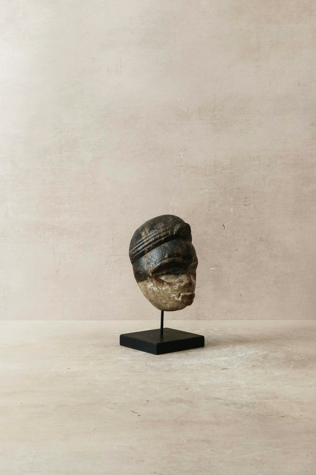 Hand carved African mask small - 60.27