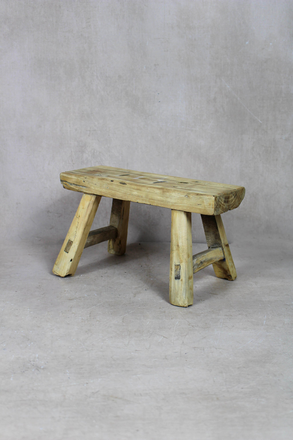 Vintage Rustic Stool Small - Elm wood - 47